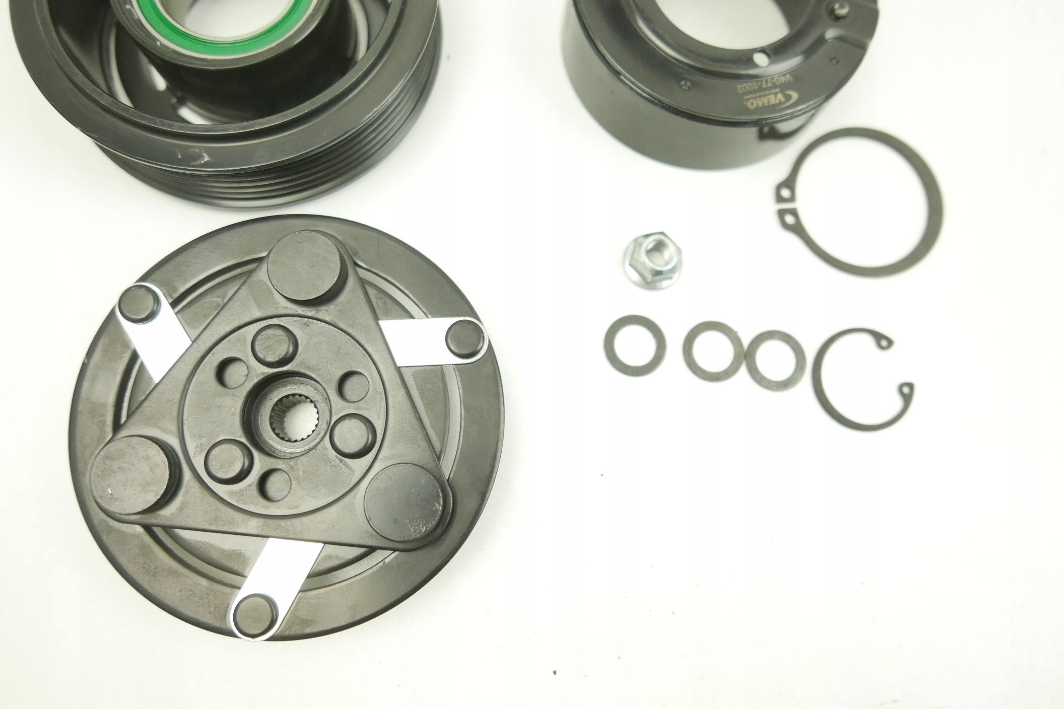 Embrayage électromagnétique compresseur clim Vemo V40-77-1002 image 4