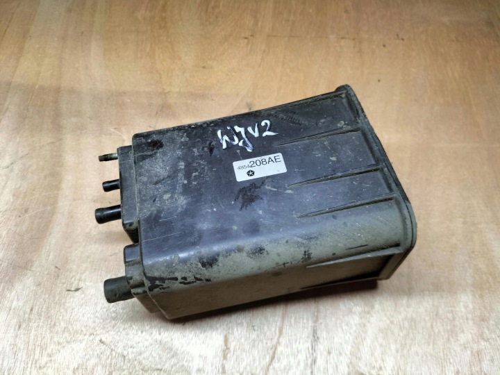 Hiilisuodatin Jeep Grand Cherokee WJ 4.7 V8 99-04