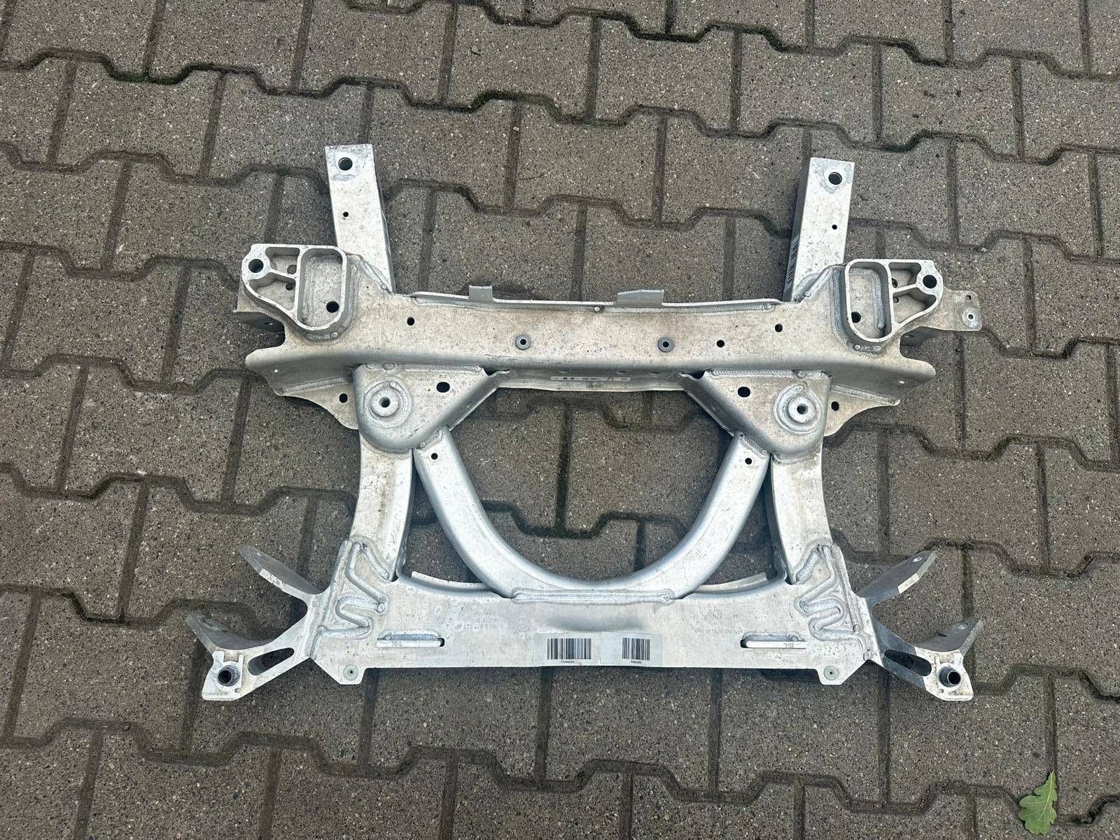 OEM 6857710 BMW i3 I01 Traverse Cradle - Used