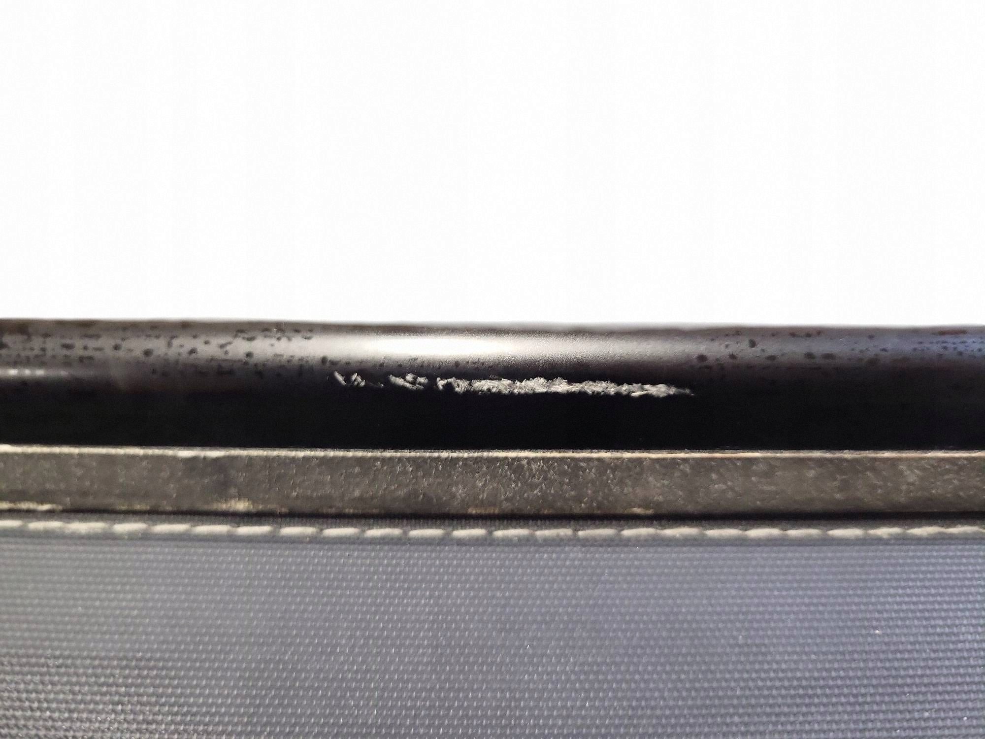 Store de coffre Mazda OE d'occasion OEM JUT255807 image 5