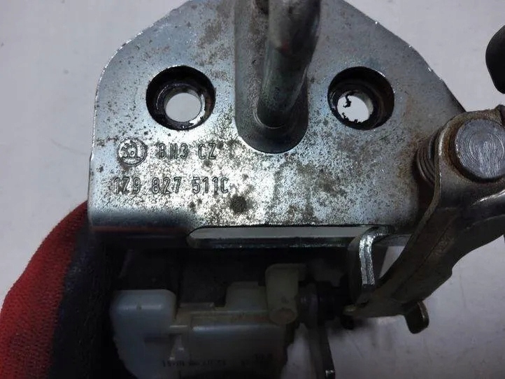 Trunk Lock SKODA OCTAVIA II (1Z3) 1Z9827511C 2.0L diesel 103kW