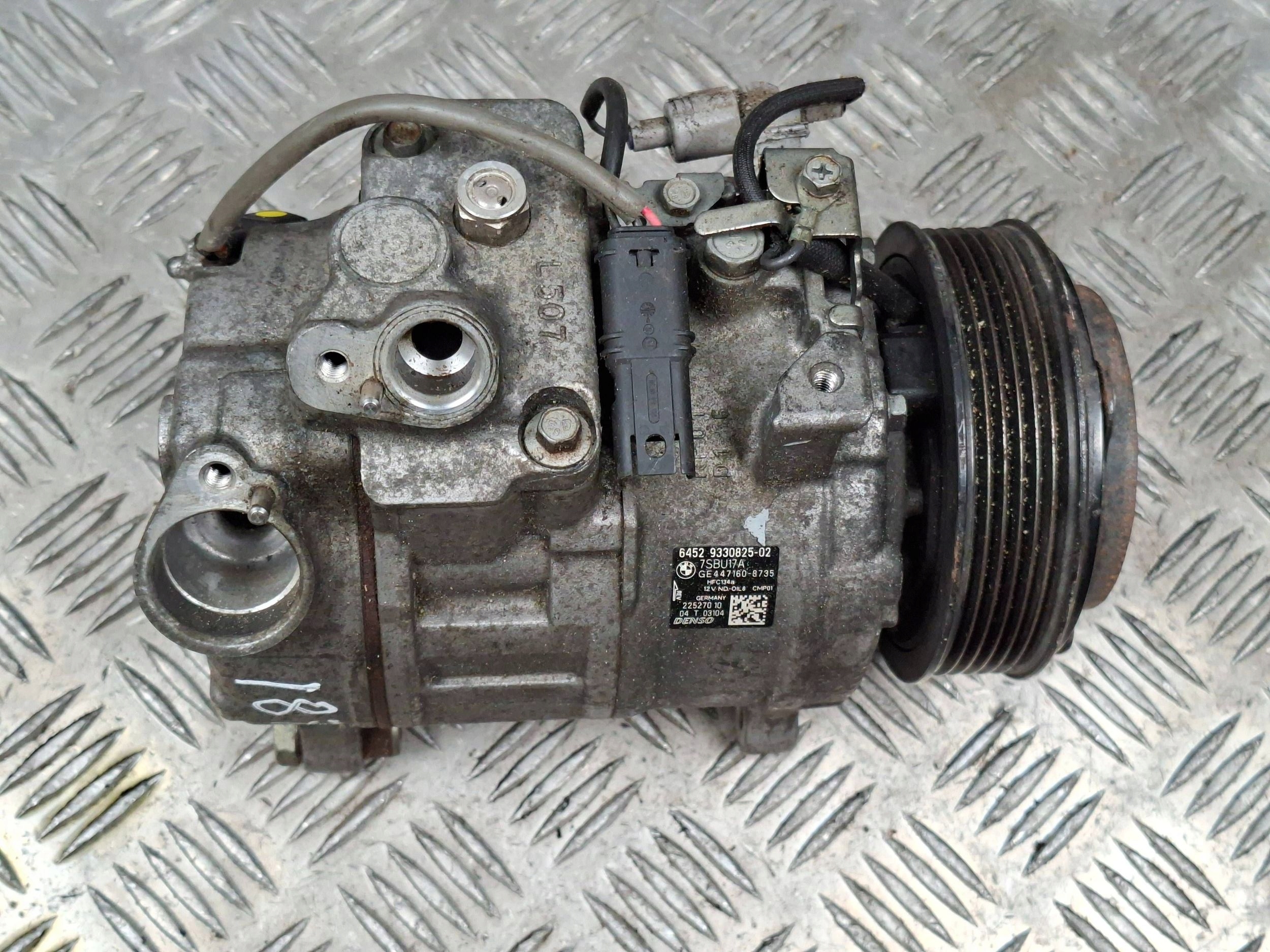 AC Compressor BMW 3 F30 F35 F31 9330825 image 2