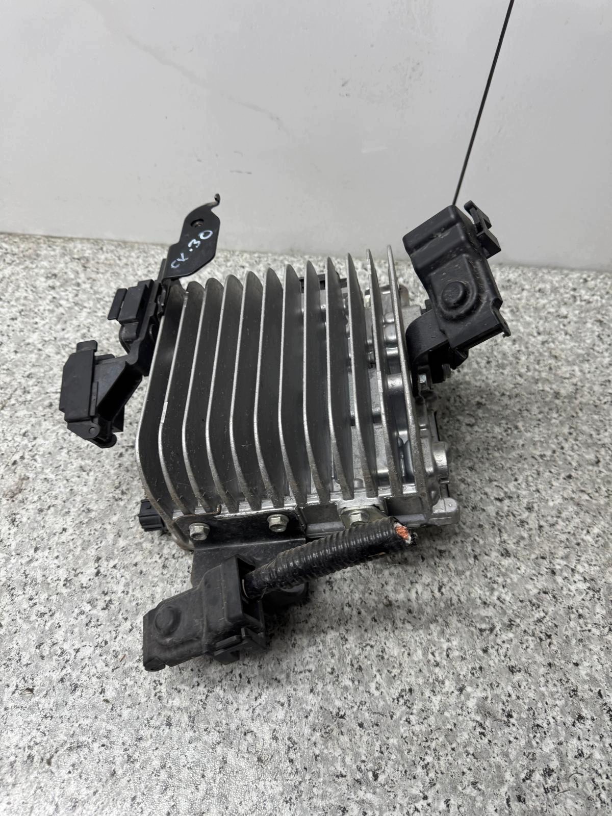 Spänningsomvandlare OEM BDMC-67ZD3-D för Mazda CX-30 image 2