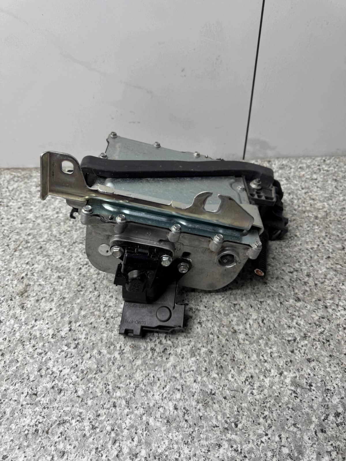 Spänningsomvandlare OEM BDMC-67ZD3-D för Mazda CX-30 image 7