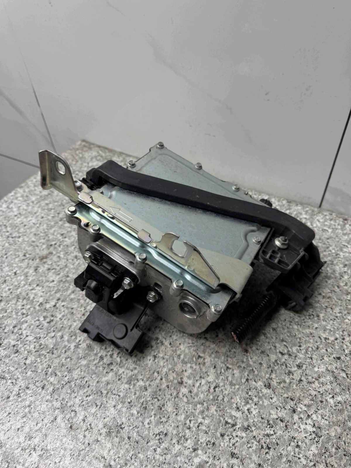 Spänningsomvandlare OEM BDMC-67ZD3-D för Mazda CX-30 image 8