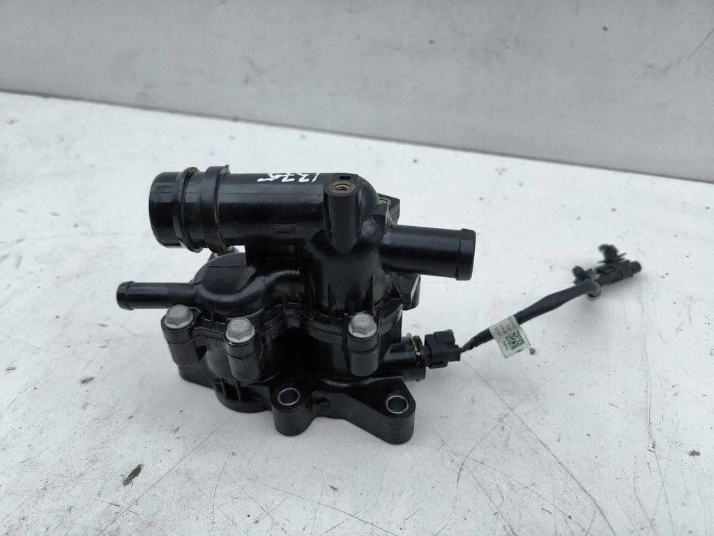 Hyundai Kona II Lämmitysventtiili OEM 2324326057 image 2
