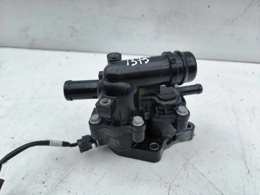 Hyundai Kona II Lämmitysventtiili OEM 2324326057 image 3
