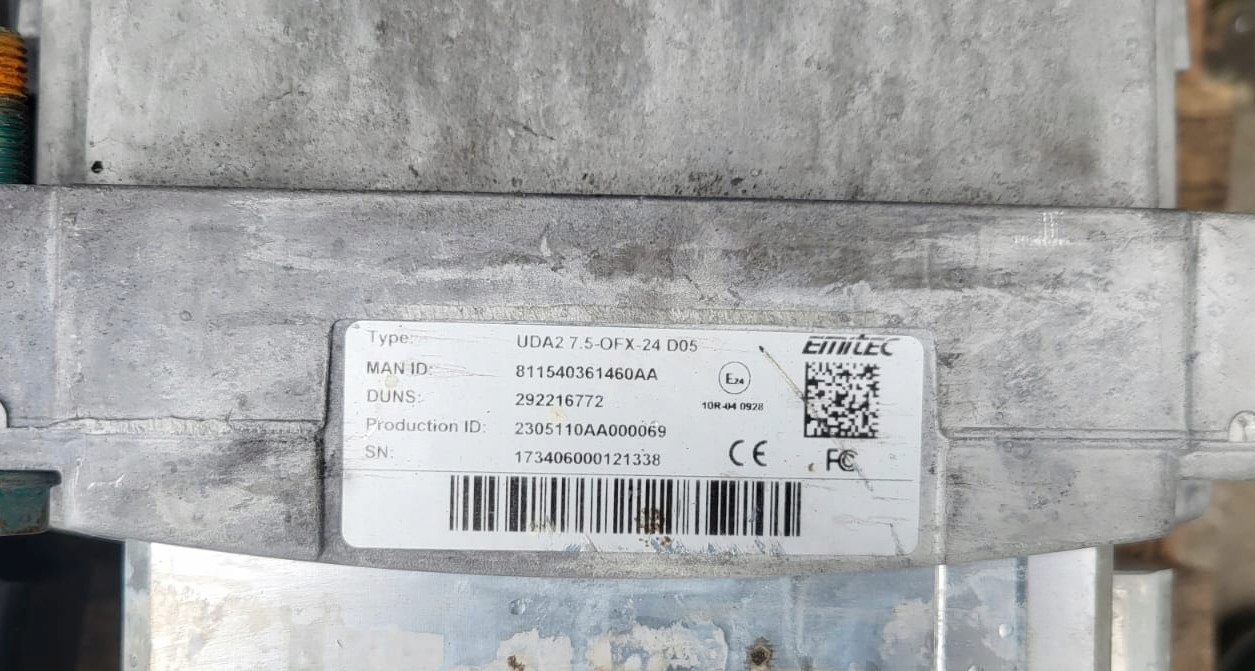AdBlue-pumpumoduuli OEM 811540361460AA MAN TGS:lle