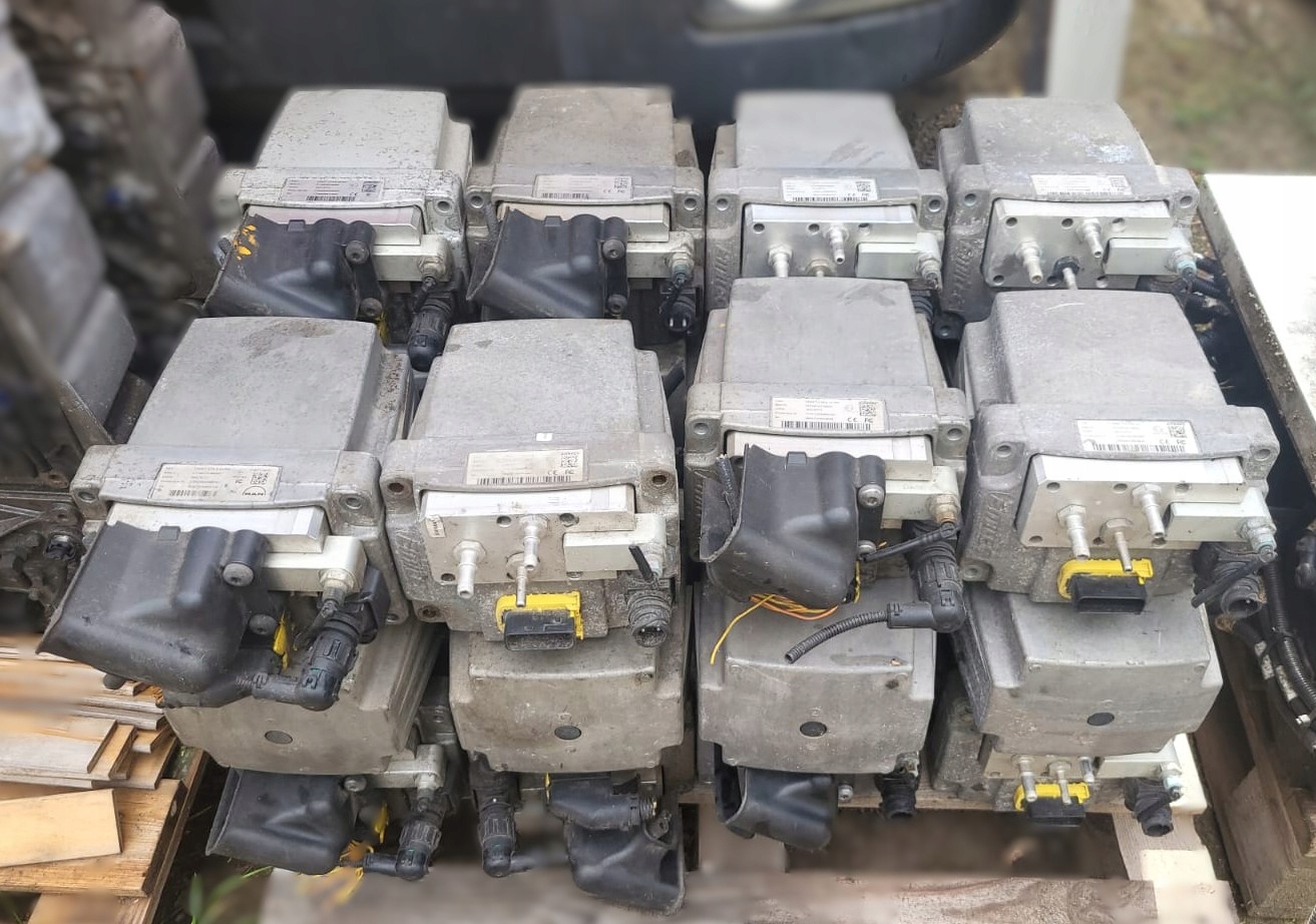 Module Pompe AdBlue OEM 811540361460AA pour MAN TGS image 4