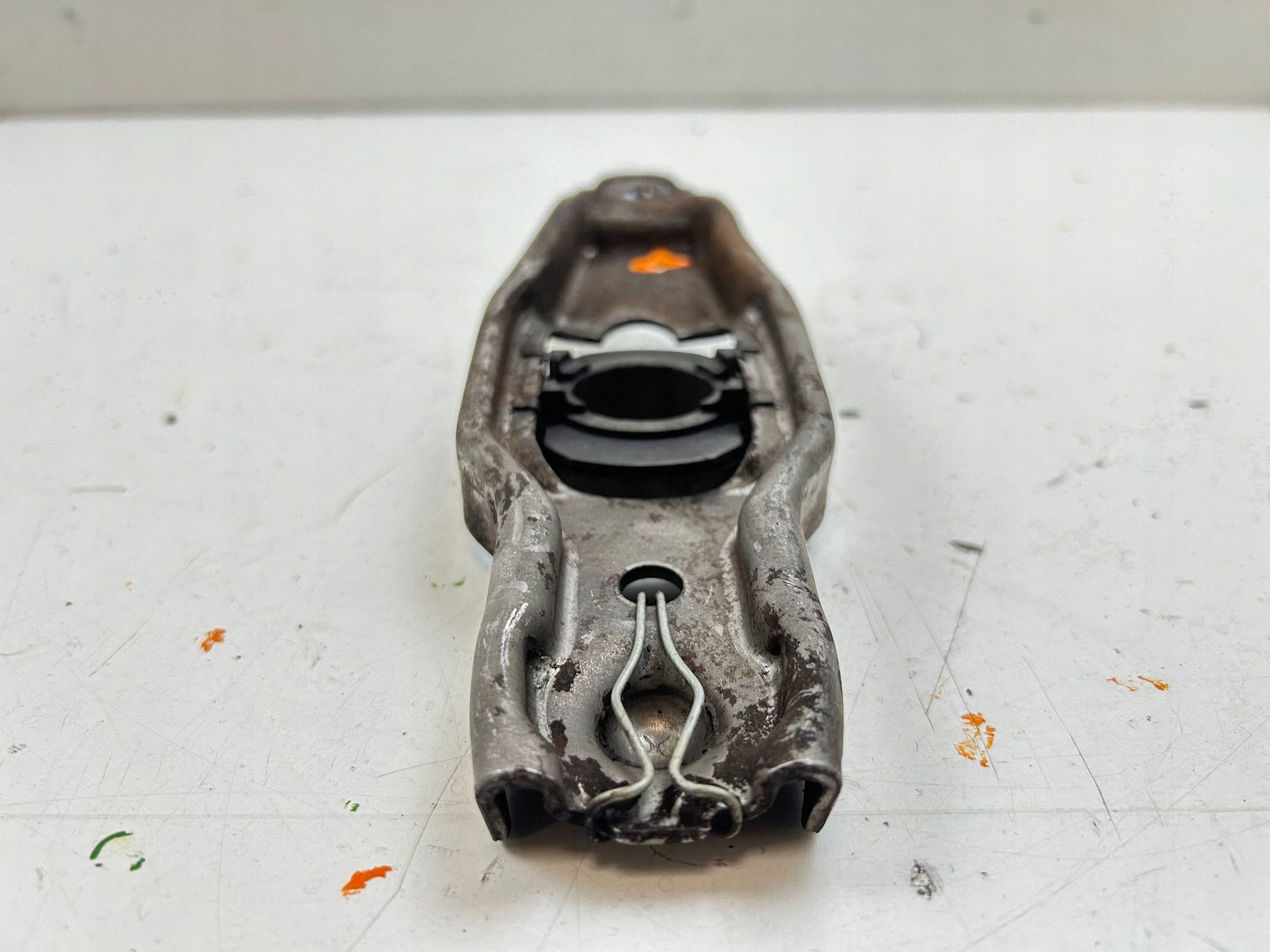 Garfo da embraiagem SEAT OE OEM MAM84476 - Usado image 4