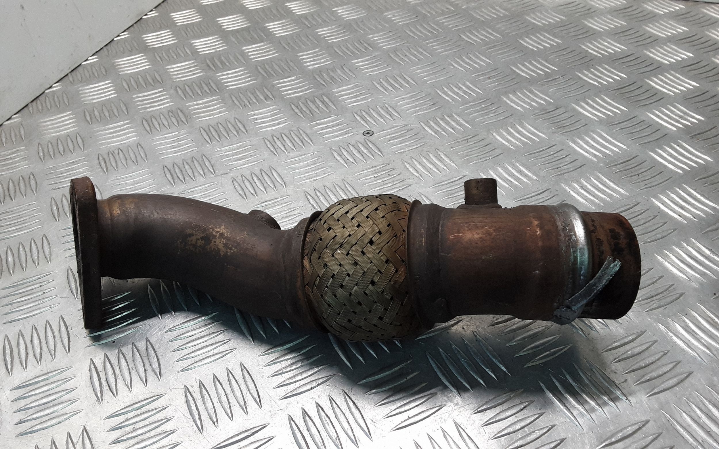 Braçadeira de escape OEM 969761 para Land Rover image 2