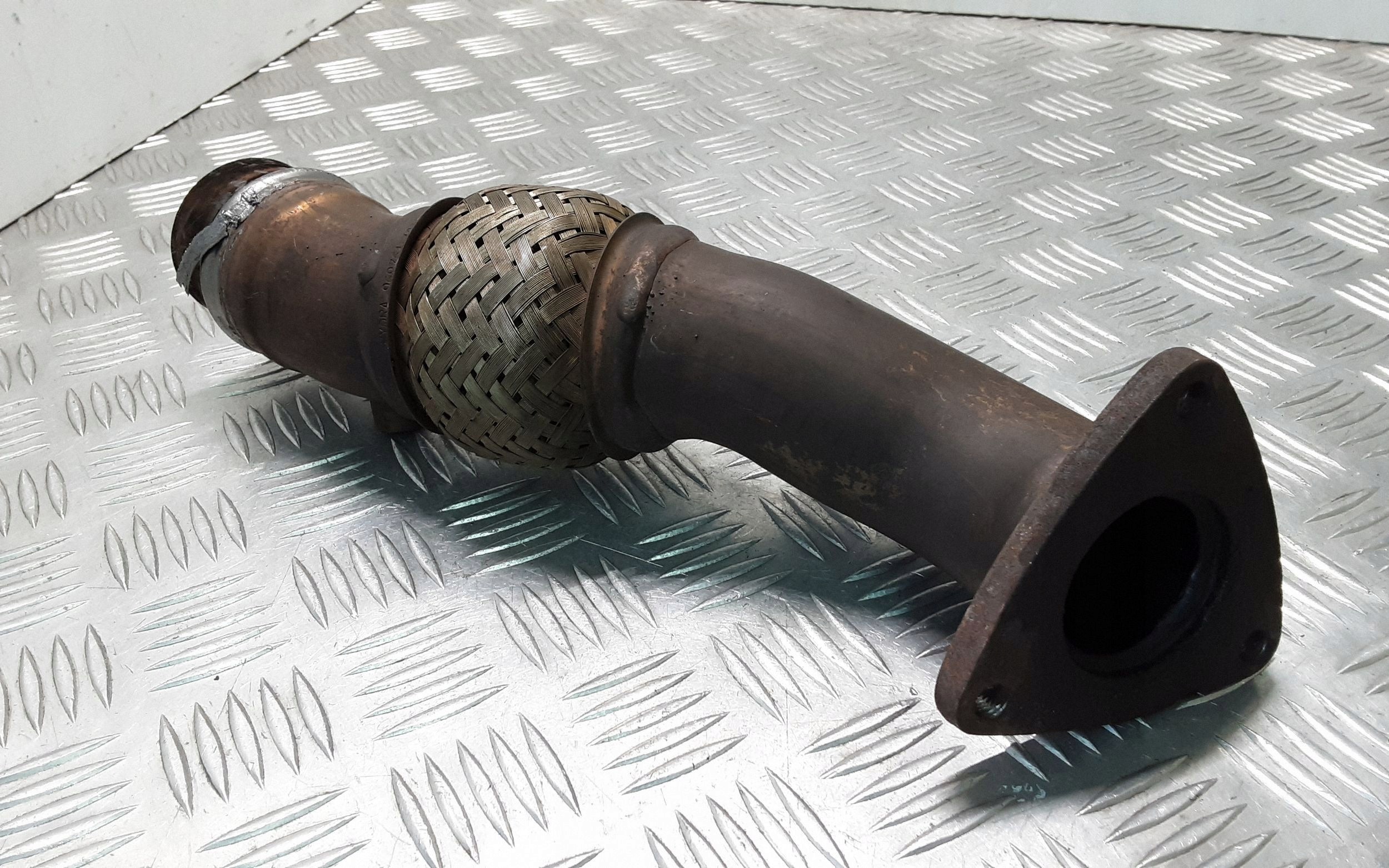 Braçadeira de escape OEM 969761 para Land Rover image 3