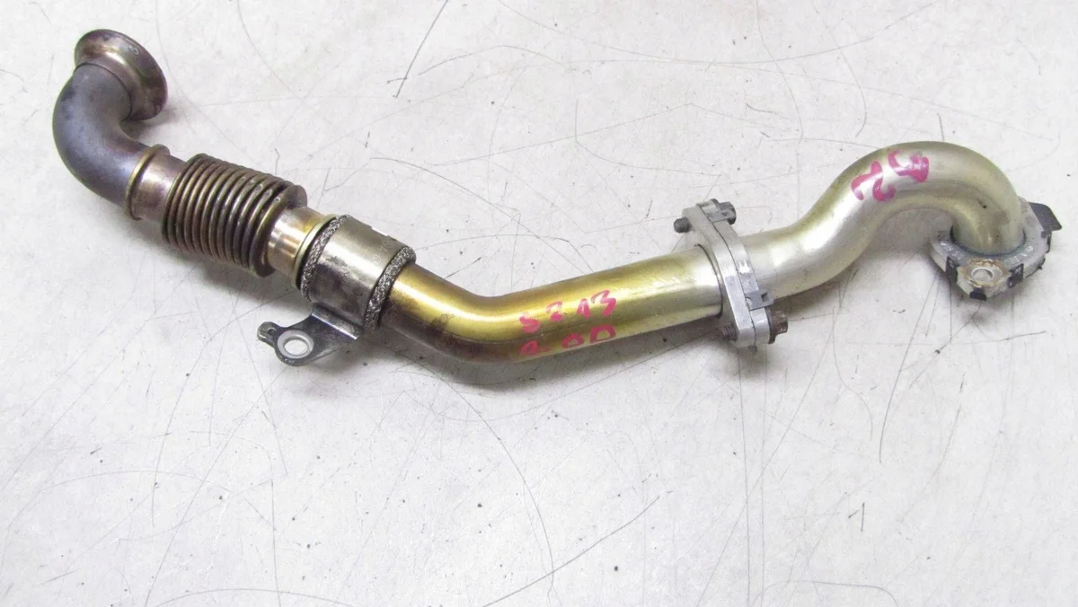 Mercedes W213 2.0D EGR Rohr A6541420104