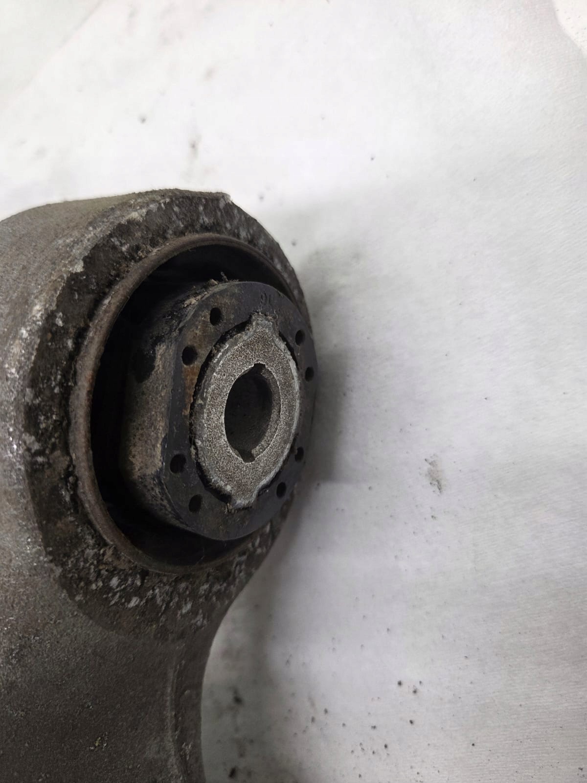 Ford Mondeo Bakre styrarm OEM 5K652 Vänster image 3