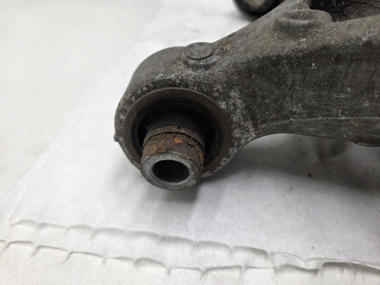 Ford Mondeo Bakre styrarm OEM 5K652 Vänster image 4