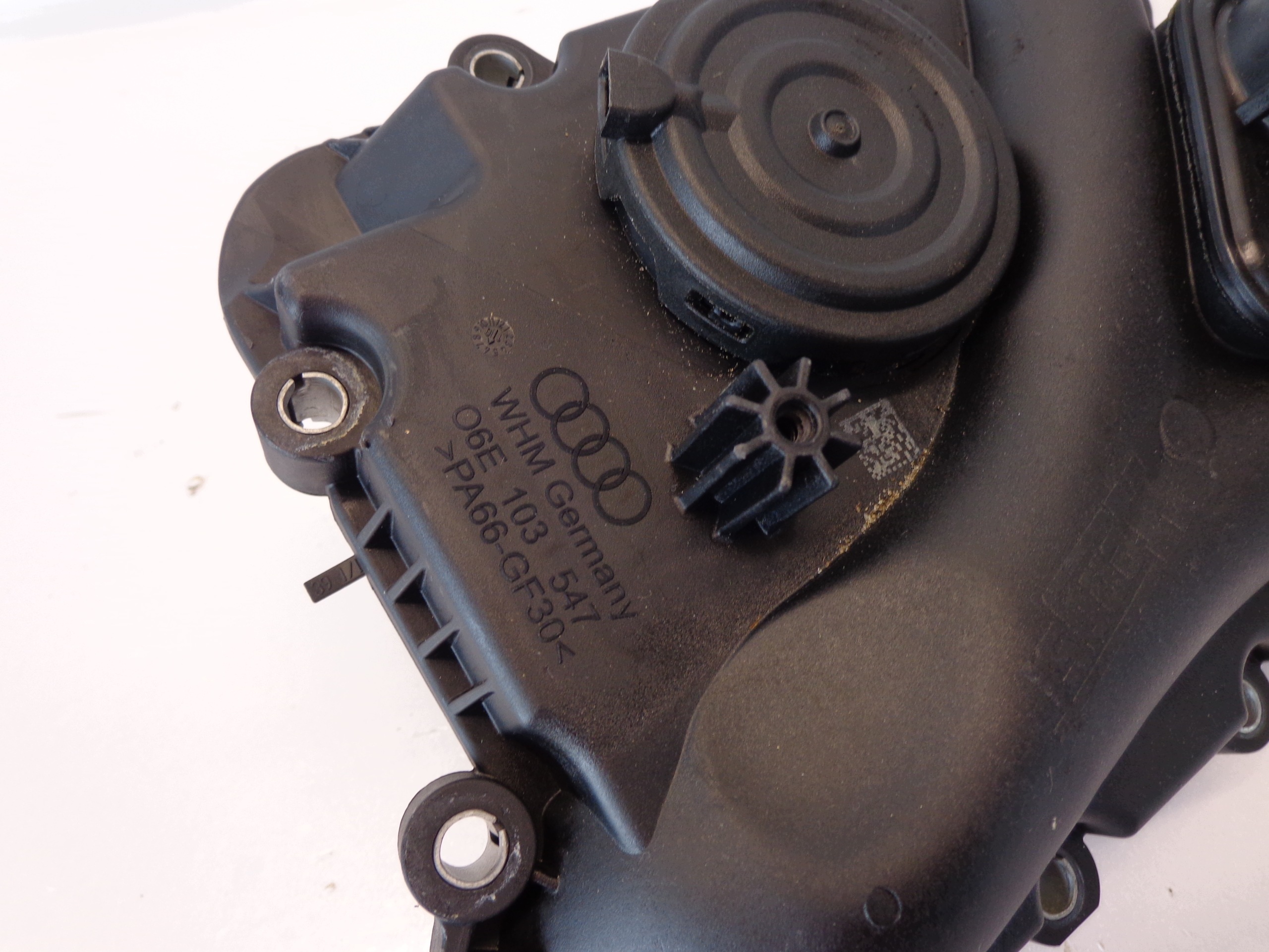 Séparateur d'huile OEM 06E103547 pour Audi A6 C6 3.2L V6 image 4