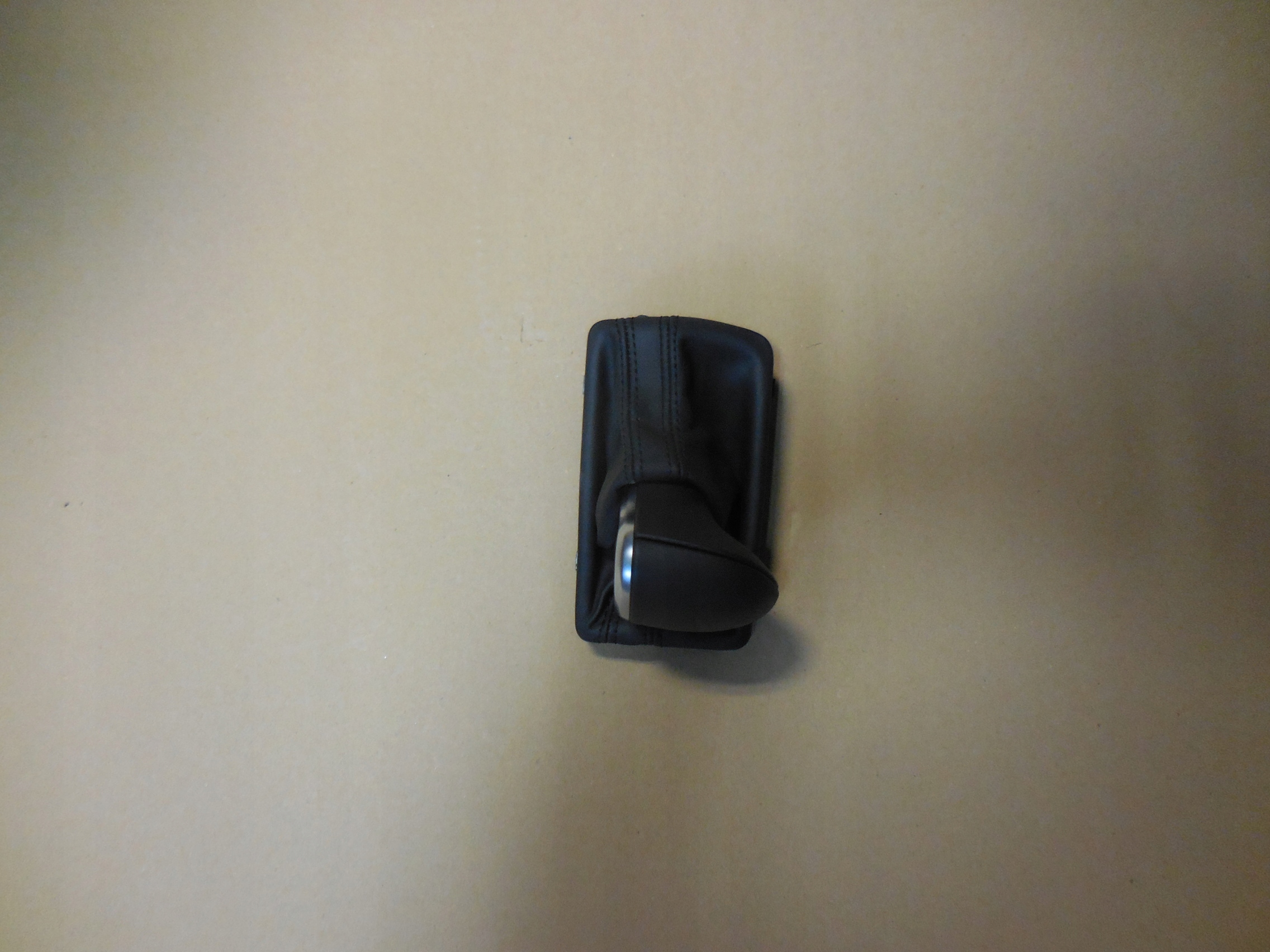 Vaihteenvalitsimen nuppi OEM 8K1713139R Audi A5 Sportback