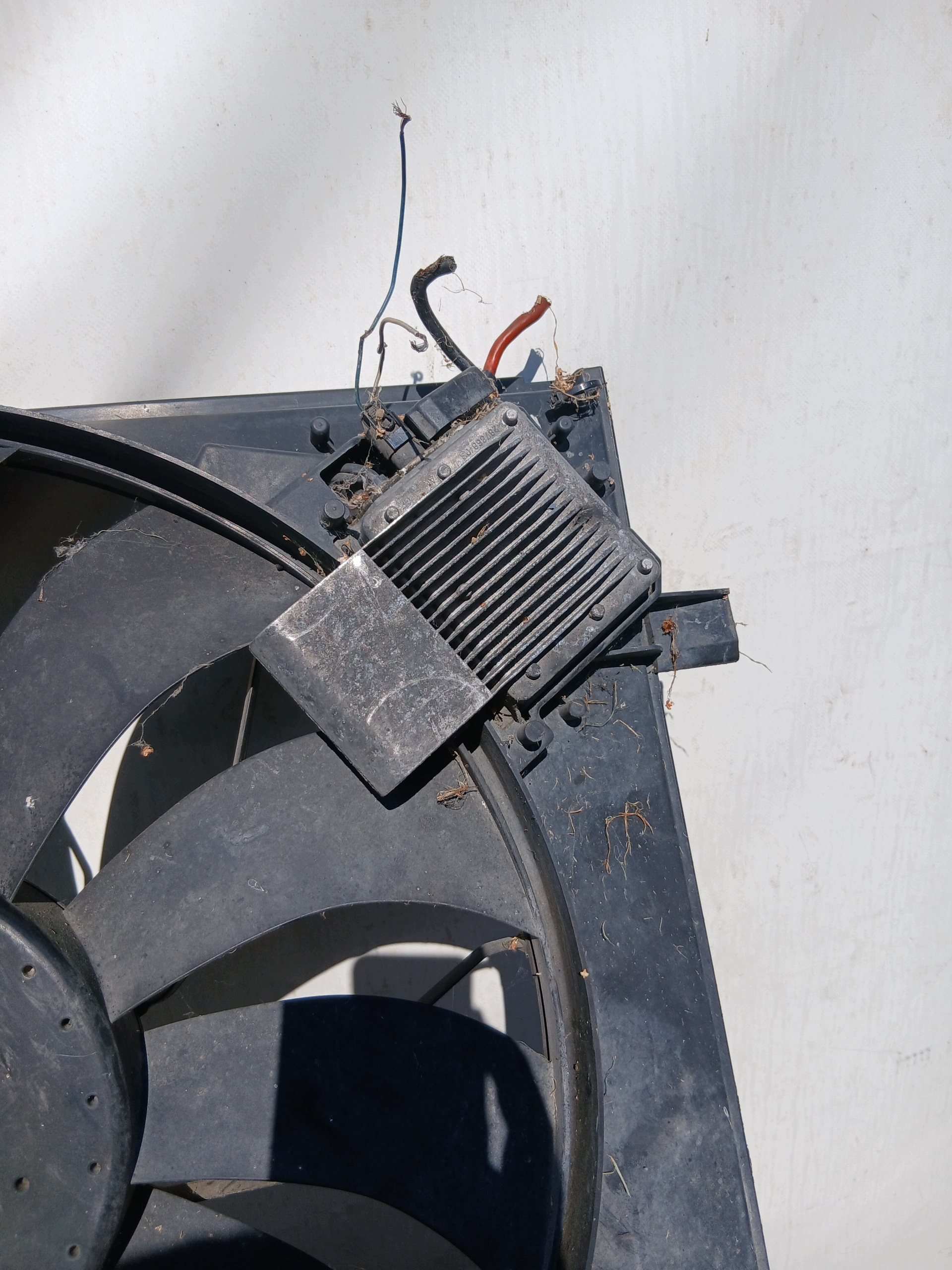 Kühlerlüfter OEM A1635000293 für Mercedes ML W163 image 3