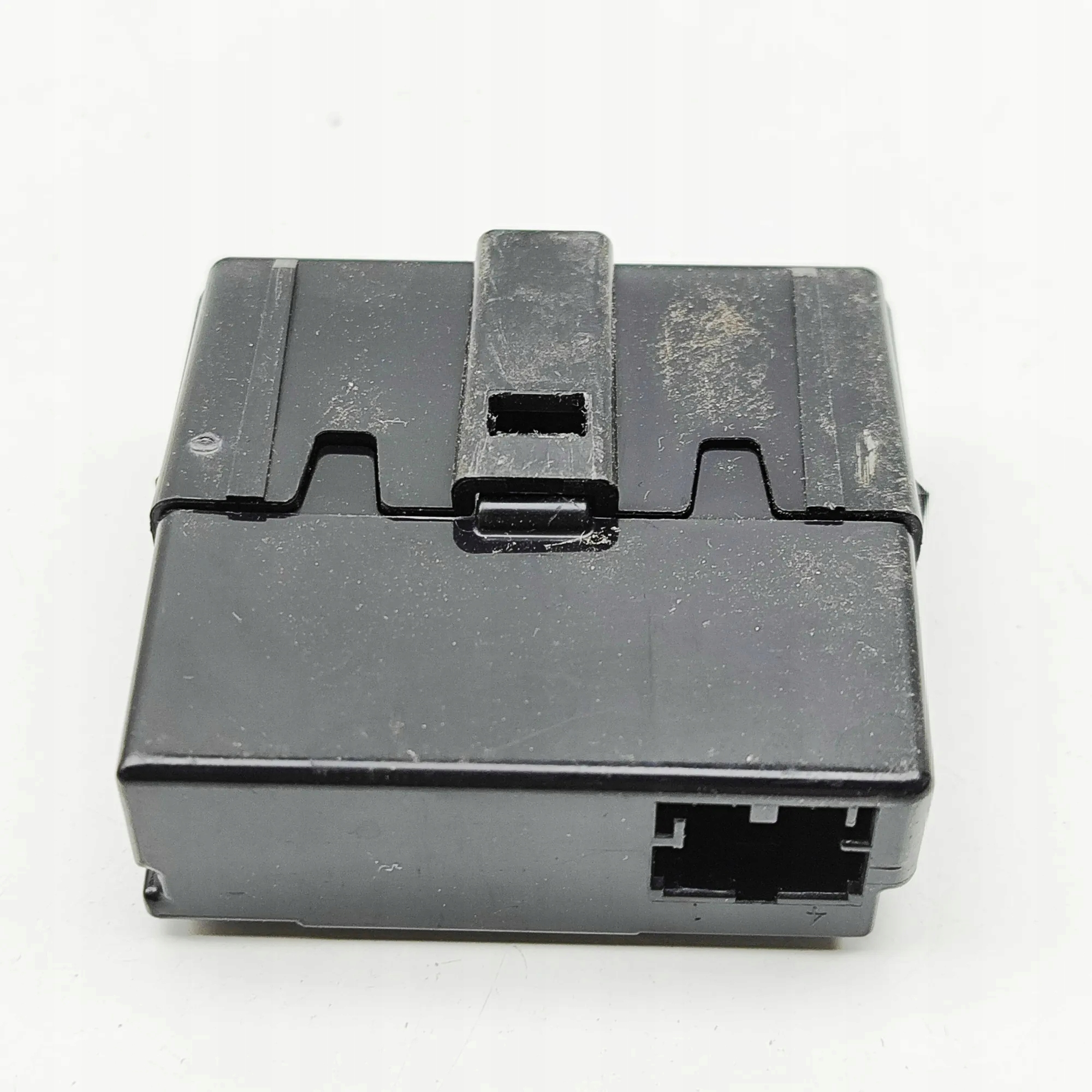 USB-C Port Socket OEM 3G5035954A - Used image 3