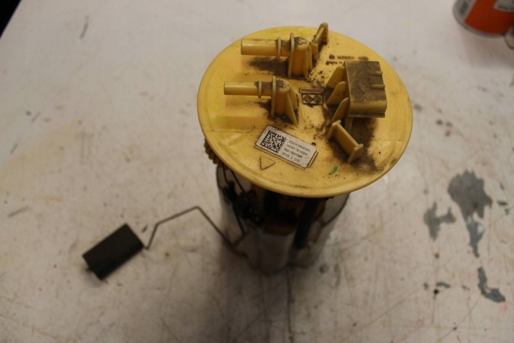 Fuel Pump Renault 172021439R Original