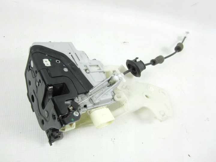 Serratura porta anteriore sinistra Porsche Cayenne S II 958 7P5 92A