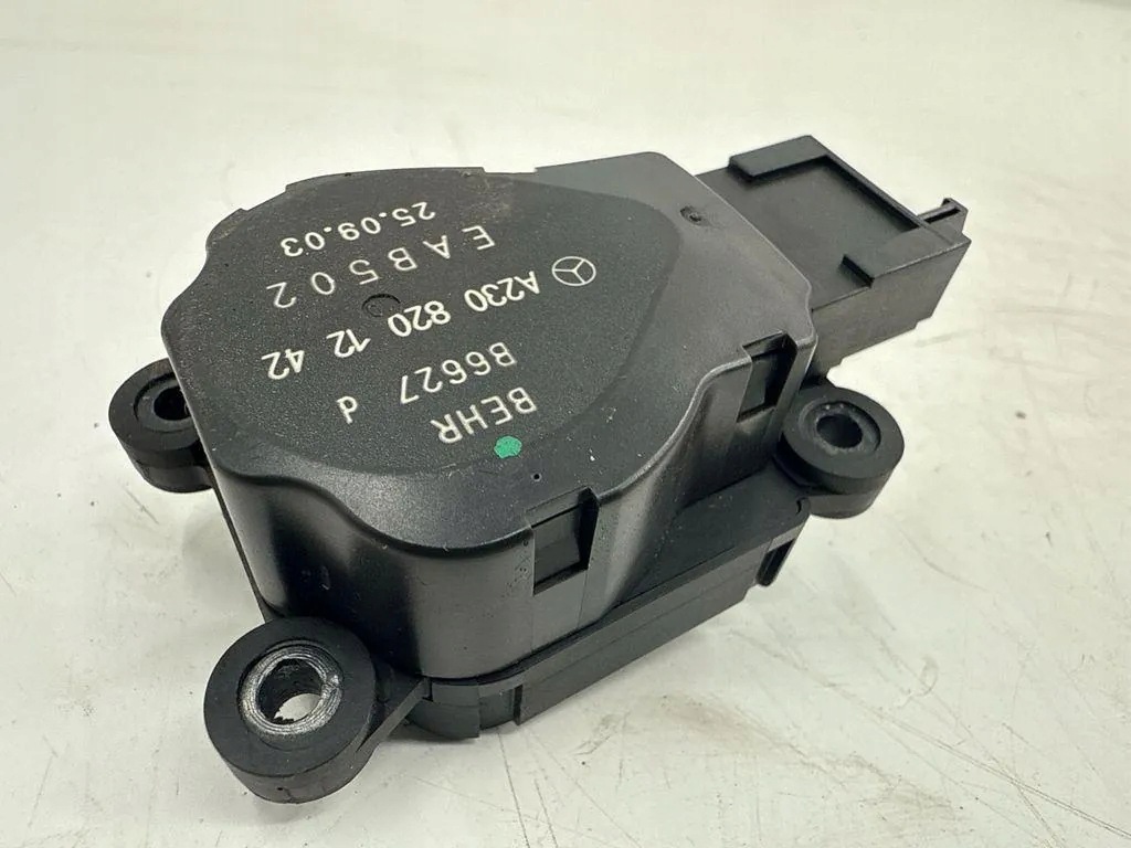 Mercedes-Benz Klappenmotor OEM A2308201242 - Gebraucht