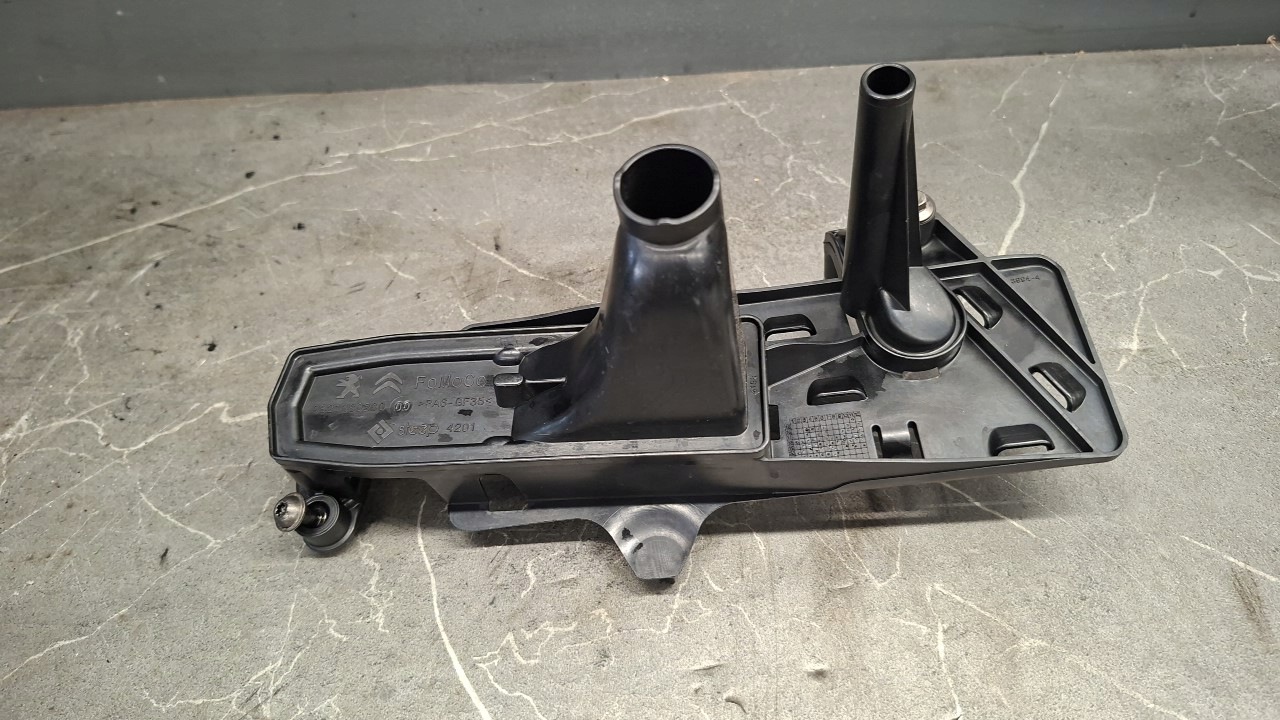 Gebrauchter Ölabscheider OEM 9821380280 für 1.5 HDI image 2