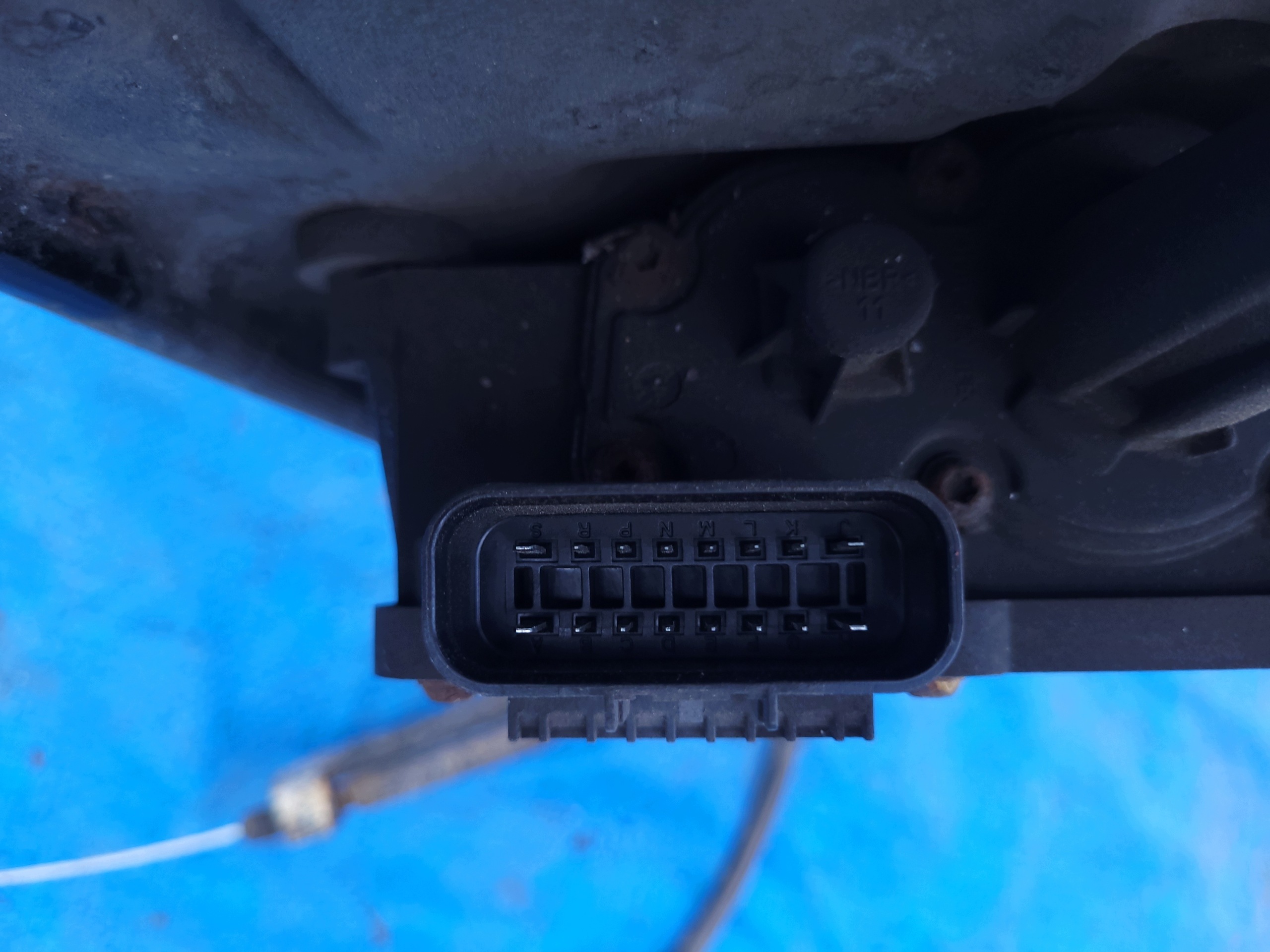 Frein à main électrique OEM 13334738 Opel Meriva B image 4