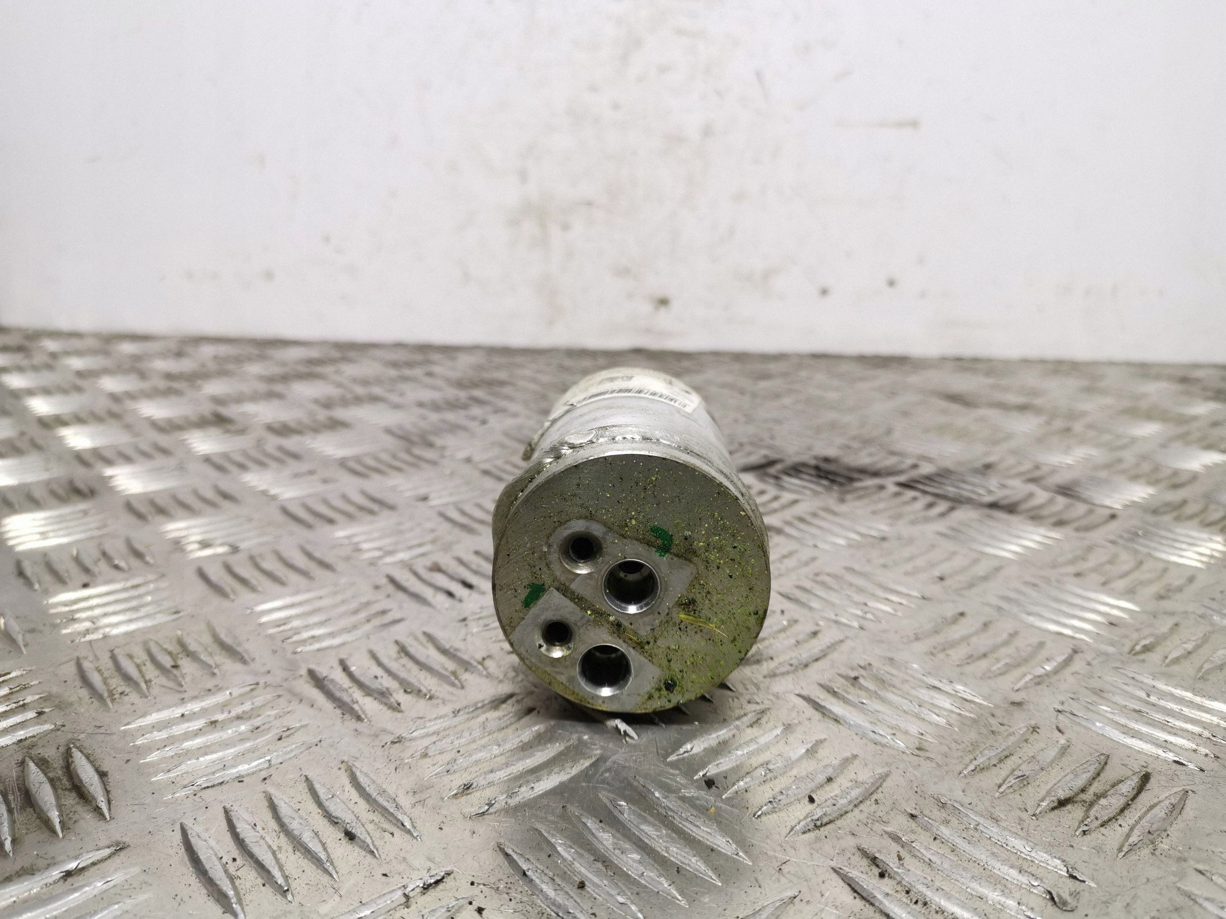 Deshidratador AC Jeep OEM 00521162340 - Usado image 3