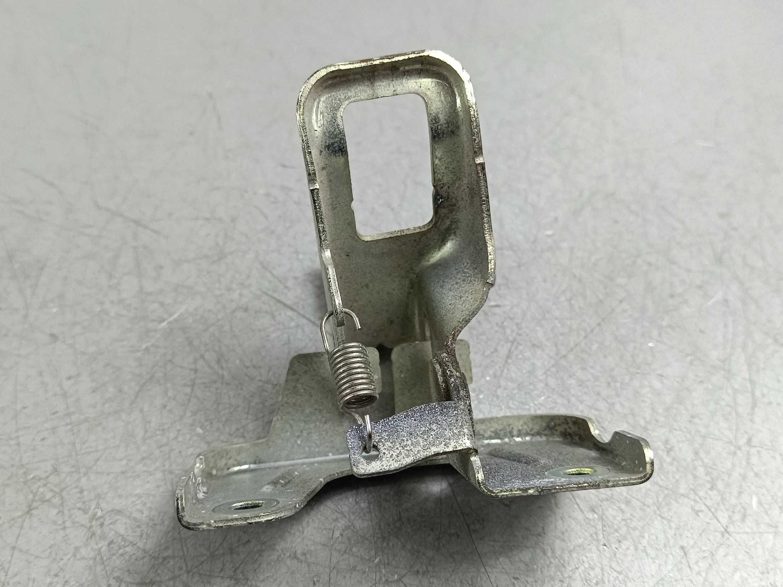 Soporte de pistón capó Mitsubishi OE FOB56888