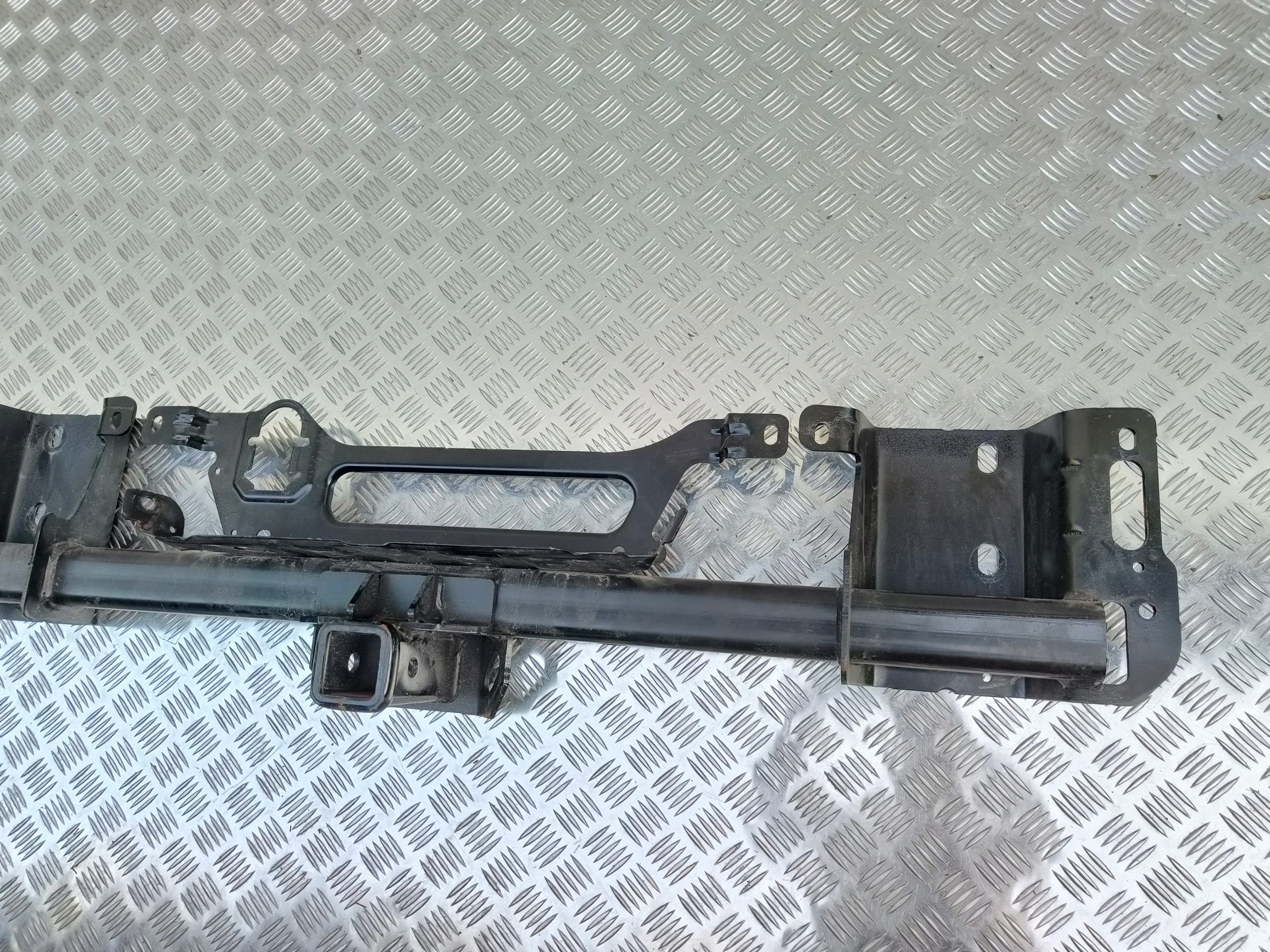 FORD F150 2015-2024 POUTRE ARRIÈRE ATTELAGE USA image 3