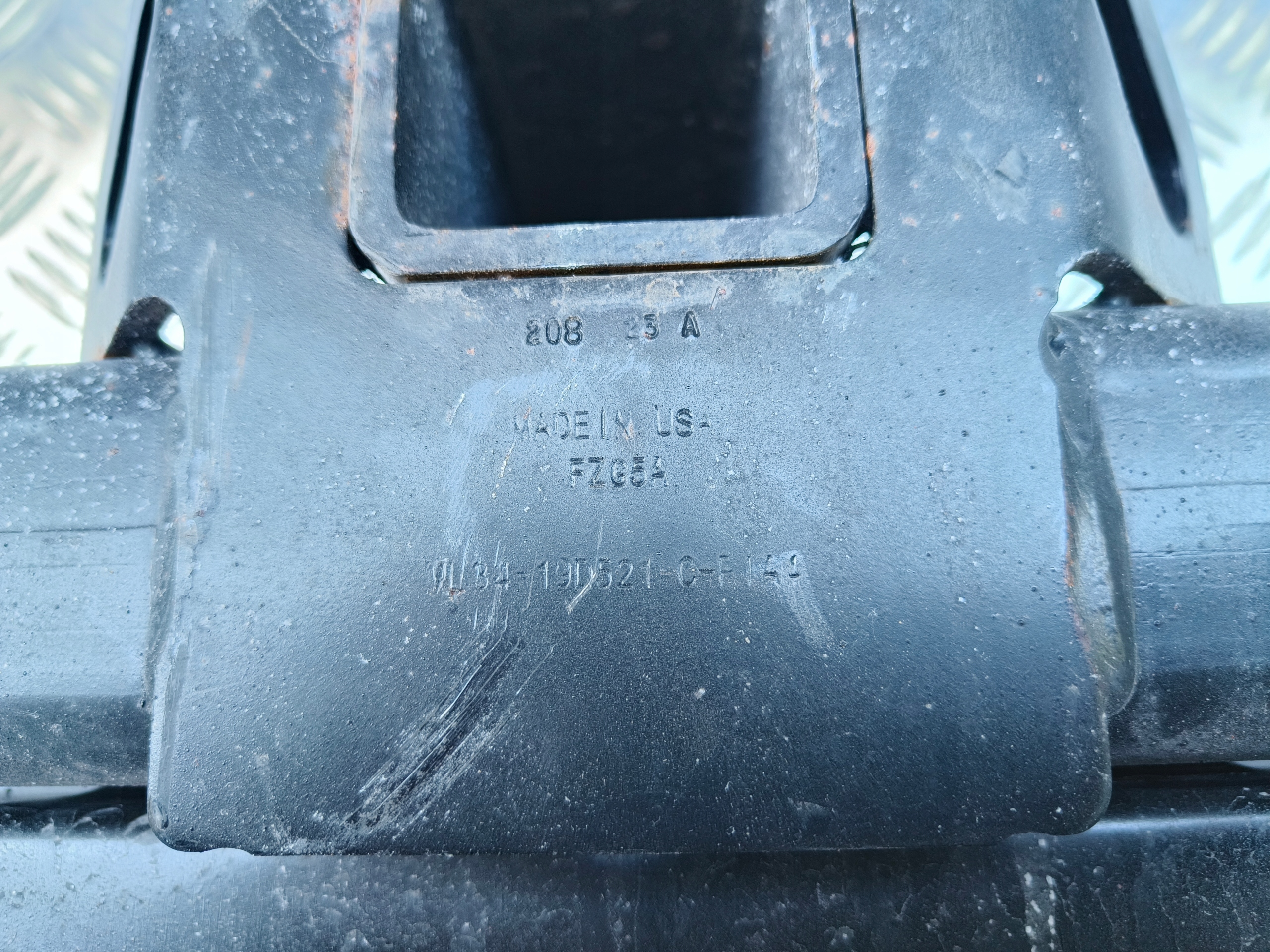 FORD F150 2015-2024 POUTRE ARRIÈRE ATTELAGE USA image 4