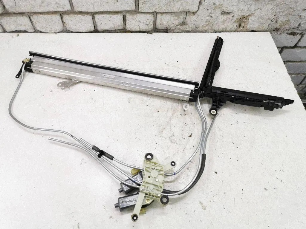 BMW 7 G11 tunnelivarasto OEM 58450713