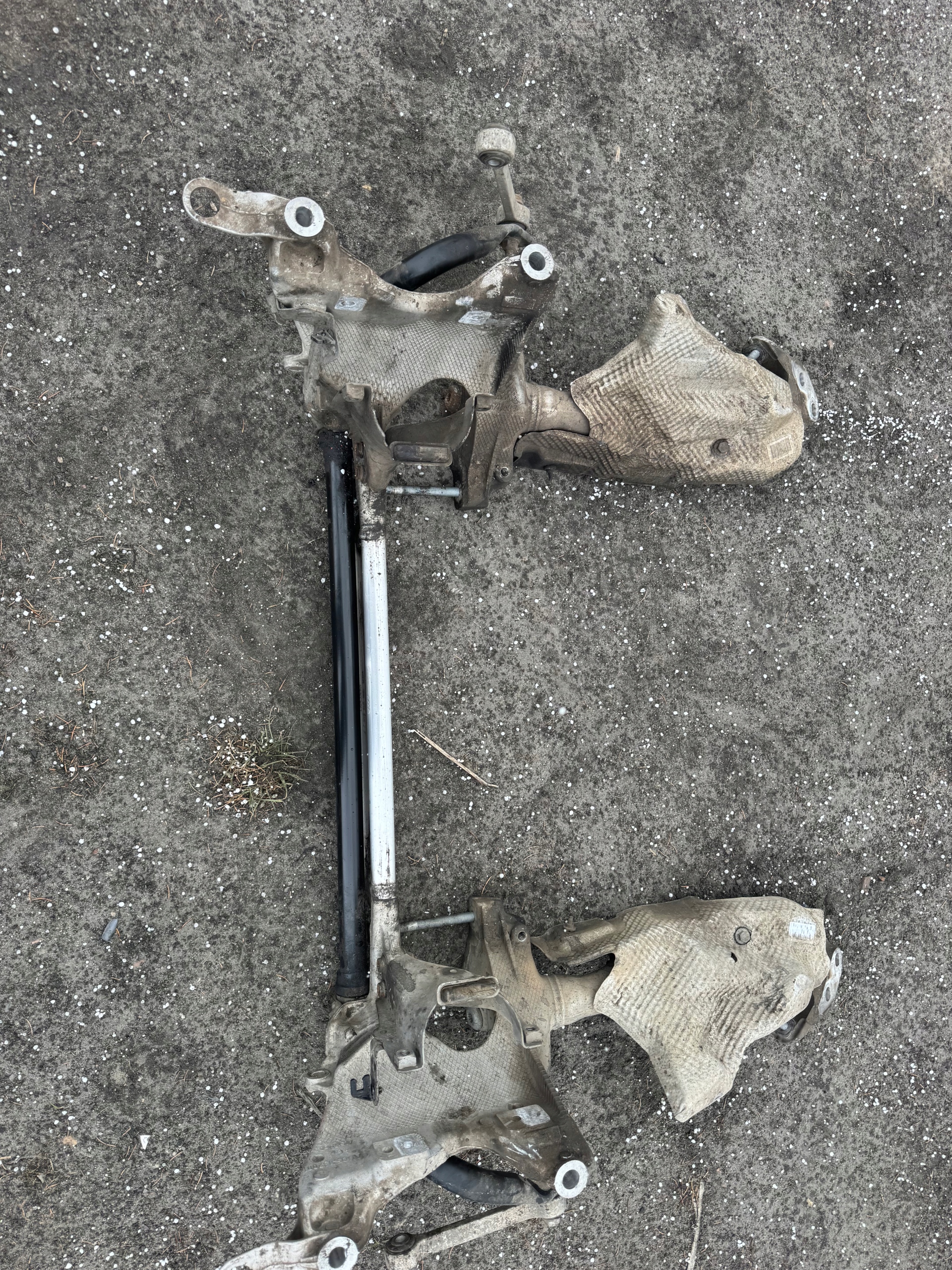 Voorste Hulpframe Audi Q5 SQ5 2013 OEM 8R0399315 image 5