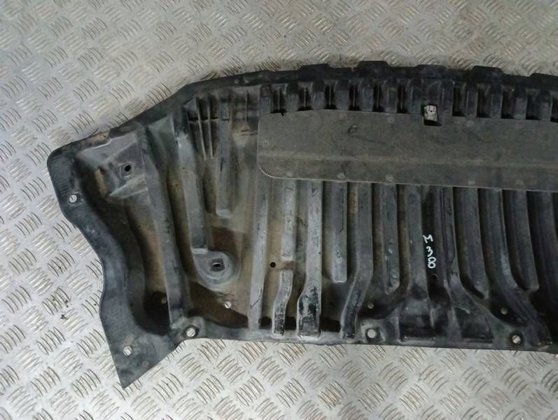 M38 Onderbumperbescherming Mercedes W212 A2125203923 image 3