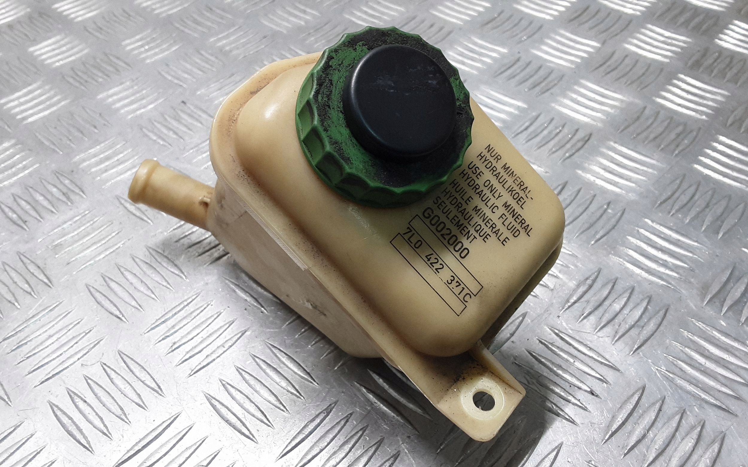 OEM 7L0422371C Servotank för VW Touareg I image 3