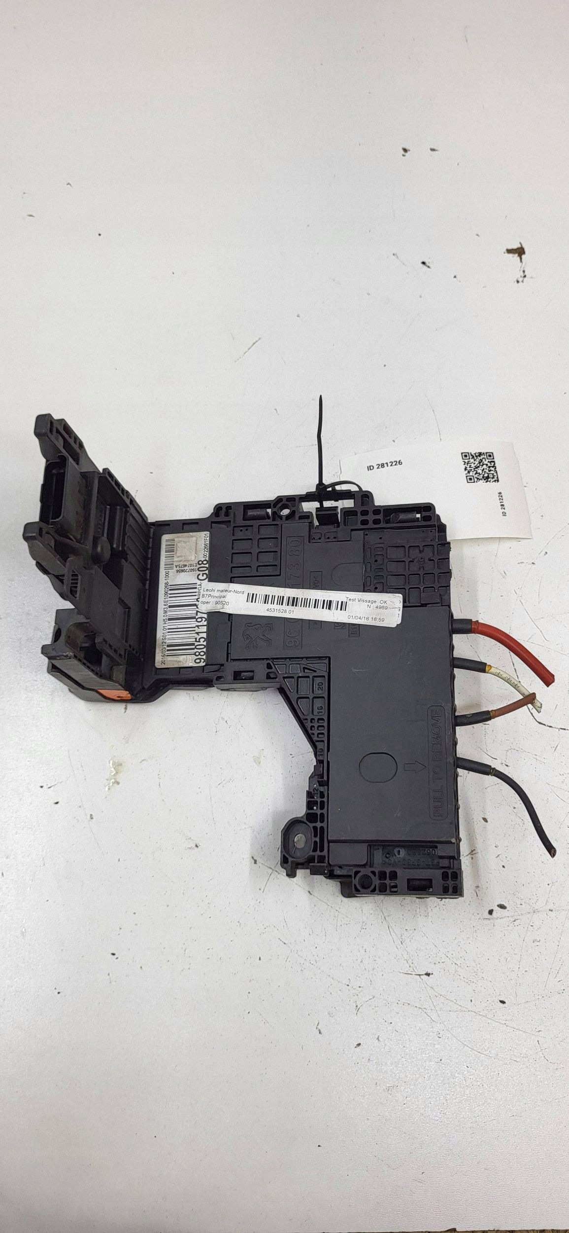 Peugeot 508 Batterispänningsregulator OEM 9805119780 image 3