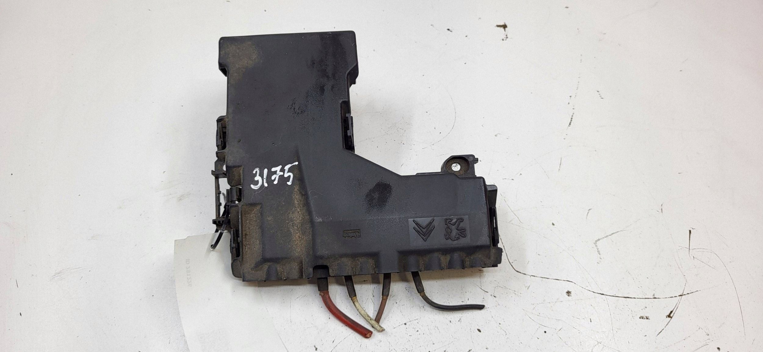 Peugeot 508 Batterispänningsregulator OEM 9805119780 image 6