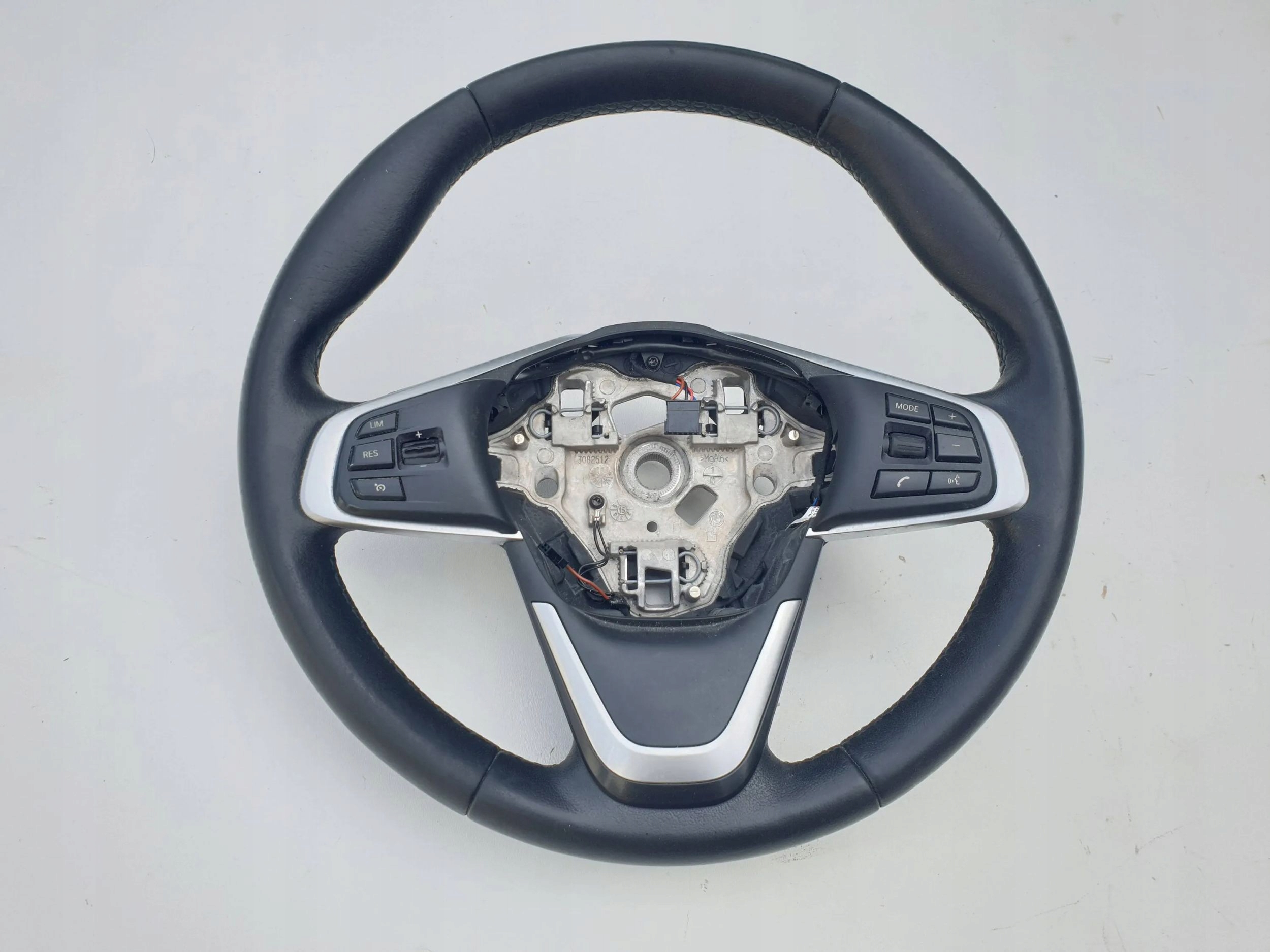 BMW F39 F45 F46 F48 Lenkrad image 2