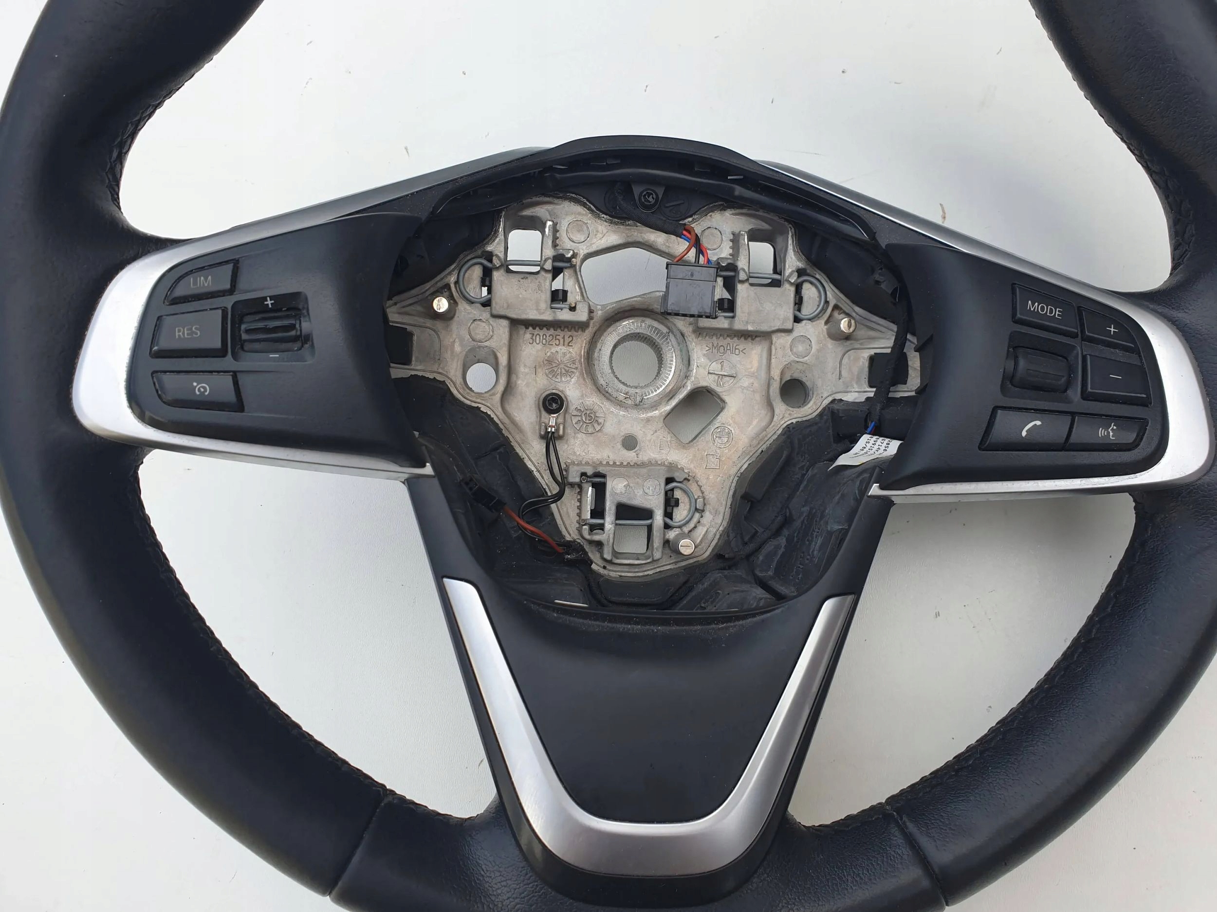 BMW F39 F45 F46 F48 Lenkrad image 8