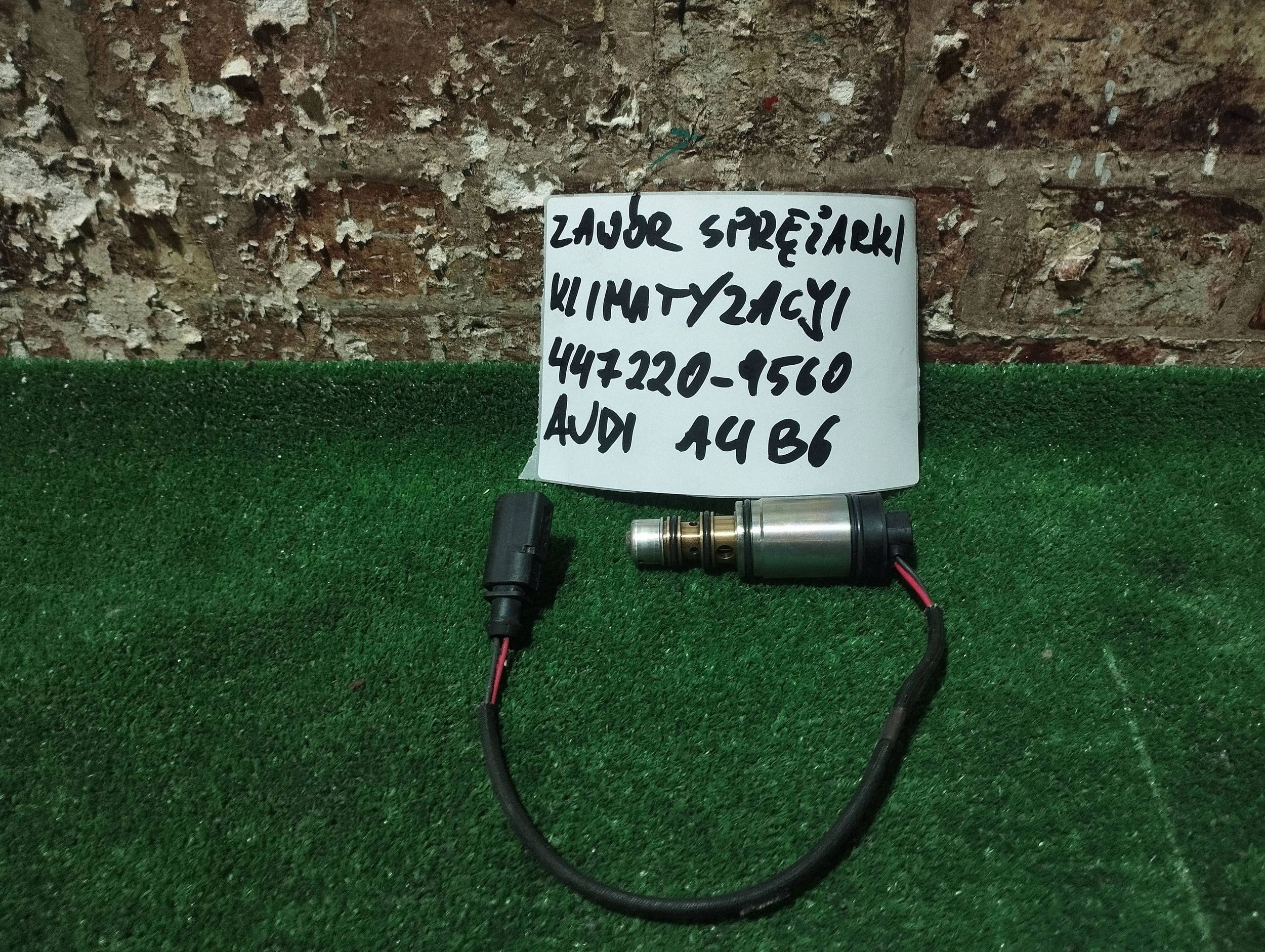 Soupape compresseur clim OEM 447220-9560 VW Audi image 2