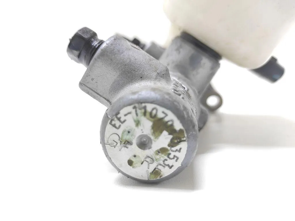 Jarru sylinteri OEM EE1107040353 Hyundai i30:lle