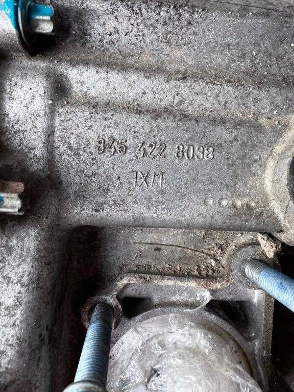 Land Rover Range Rover L322 2012 Reducerare OEM 8454228038 image 6