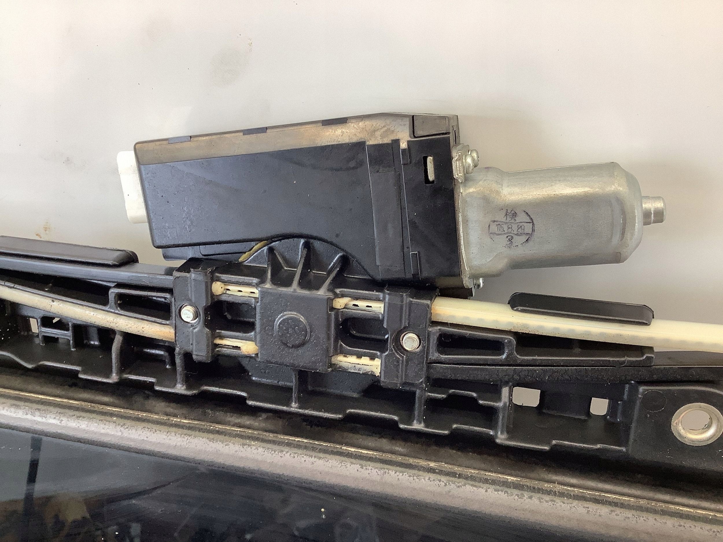 Toit Ouvrant Lexus RX OEM 6326048060 Complet image 3