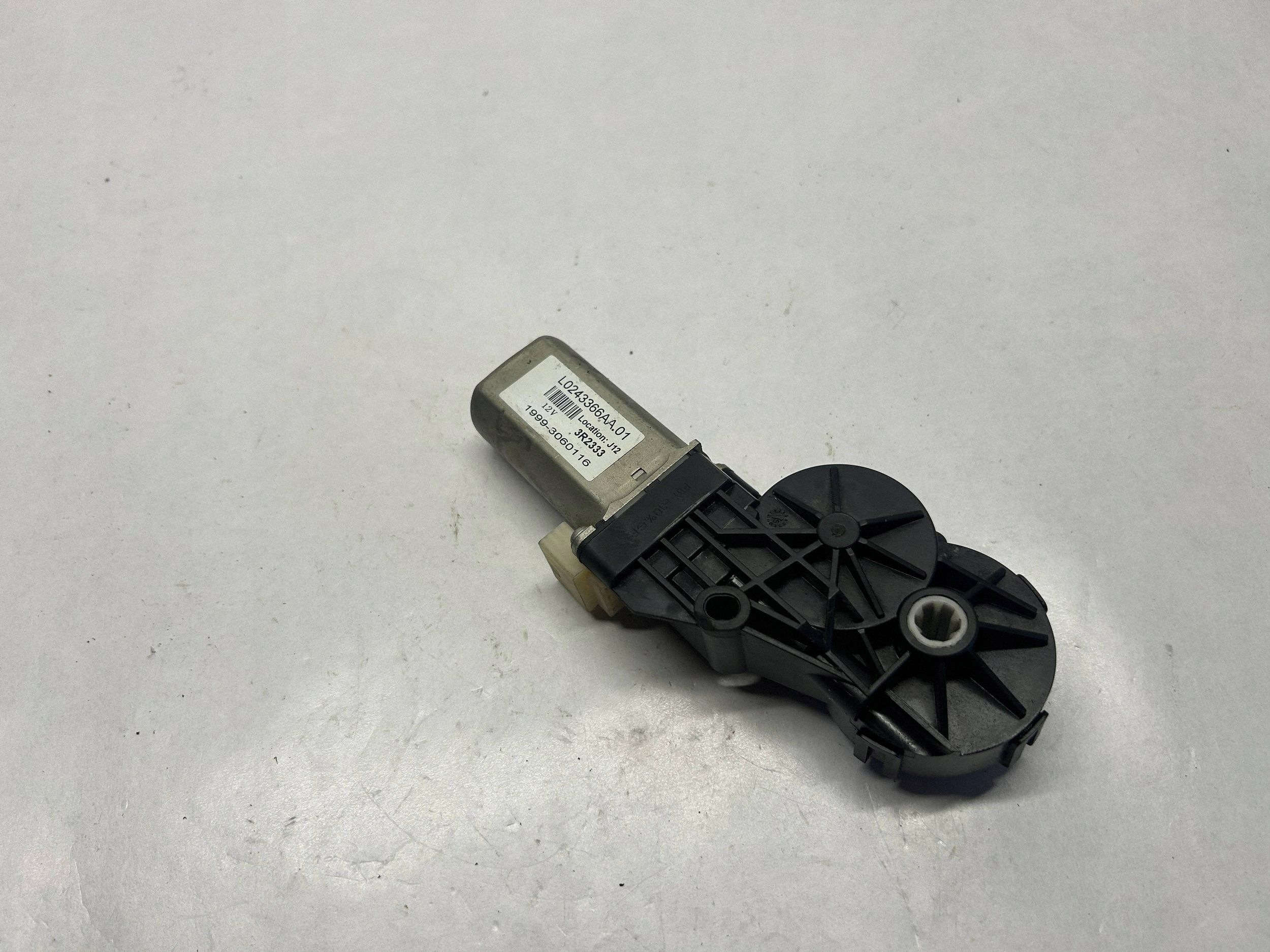 Sitzmotor Maserati Ghibli OEM L0243366AA image 5