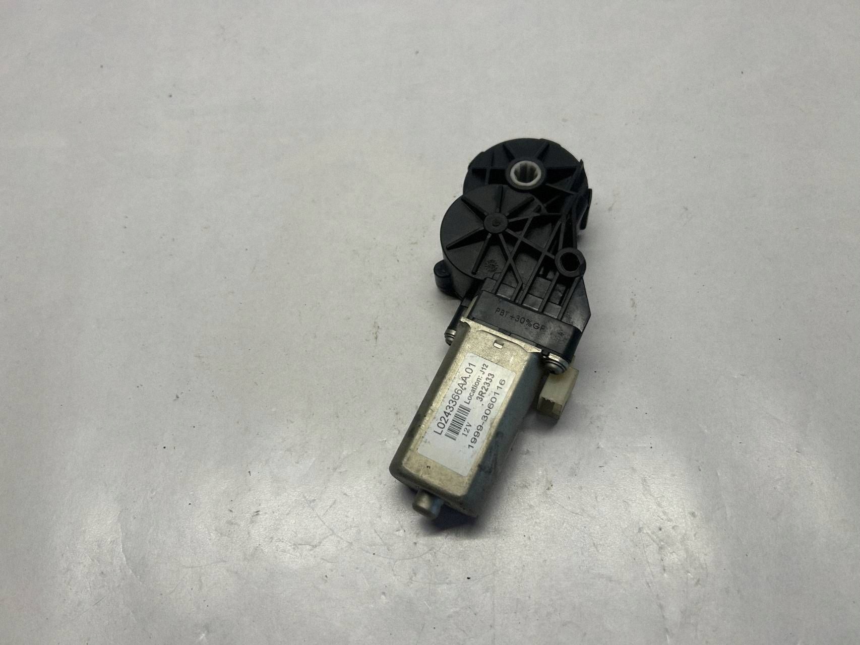 Sitzmotor Maserati Ghibli OEM L0243366AA image 6
