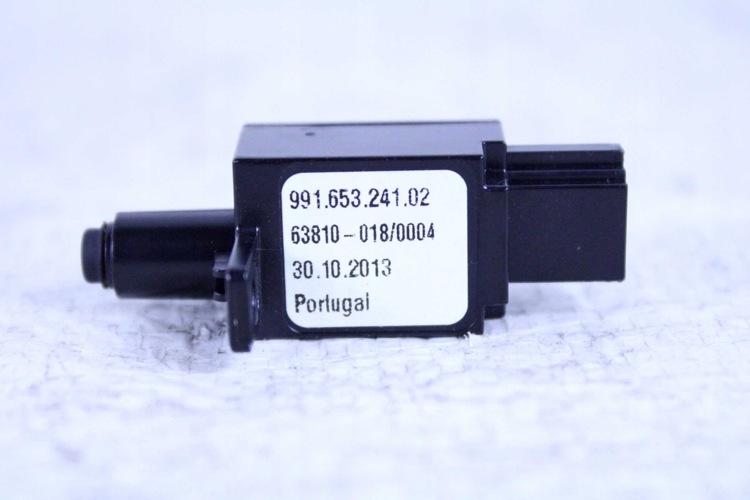 Porsche 99165324102 Interior Temperature Sensor image 3