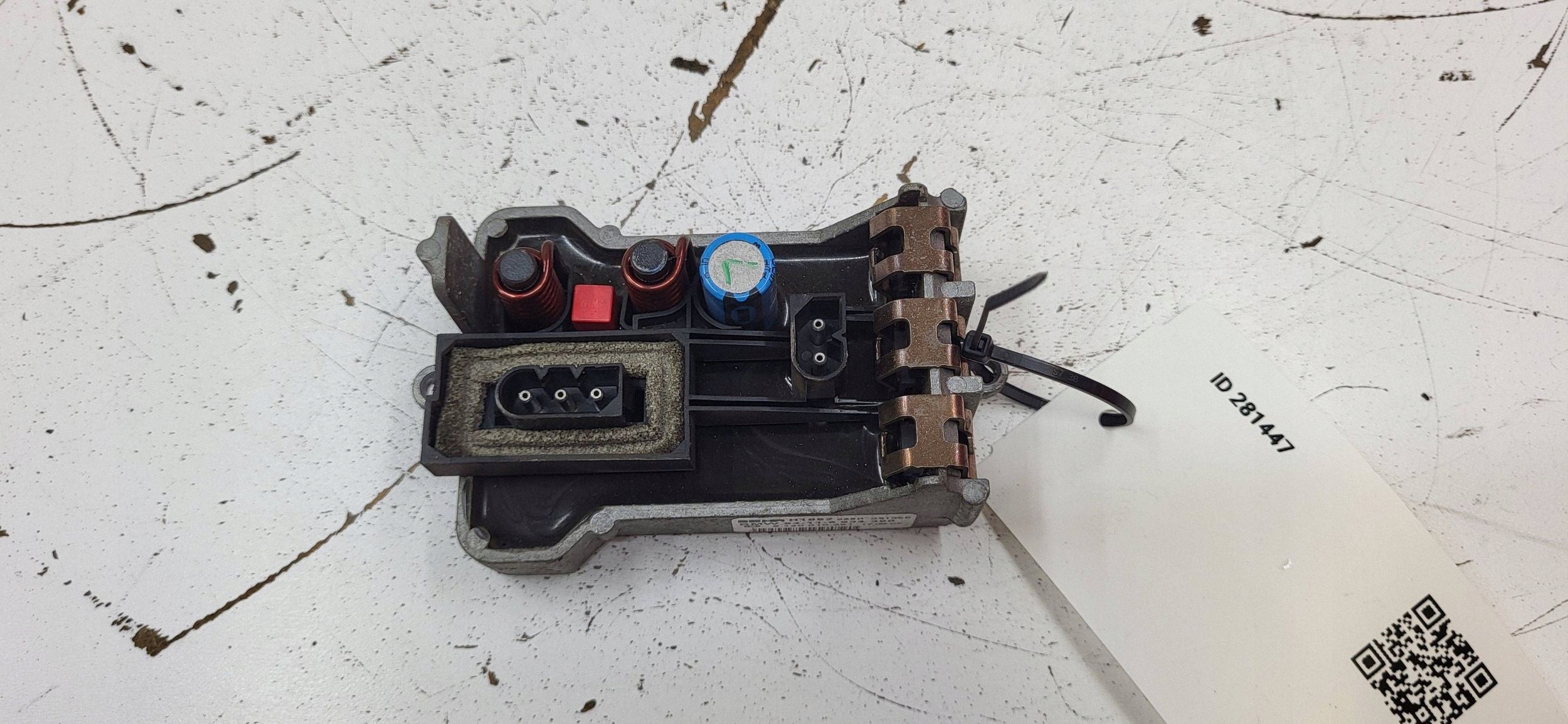 BMW Verwarmingventilatorrelais OEM 6934390 7 Serie image 2