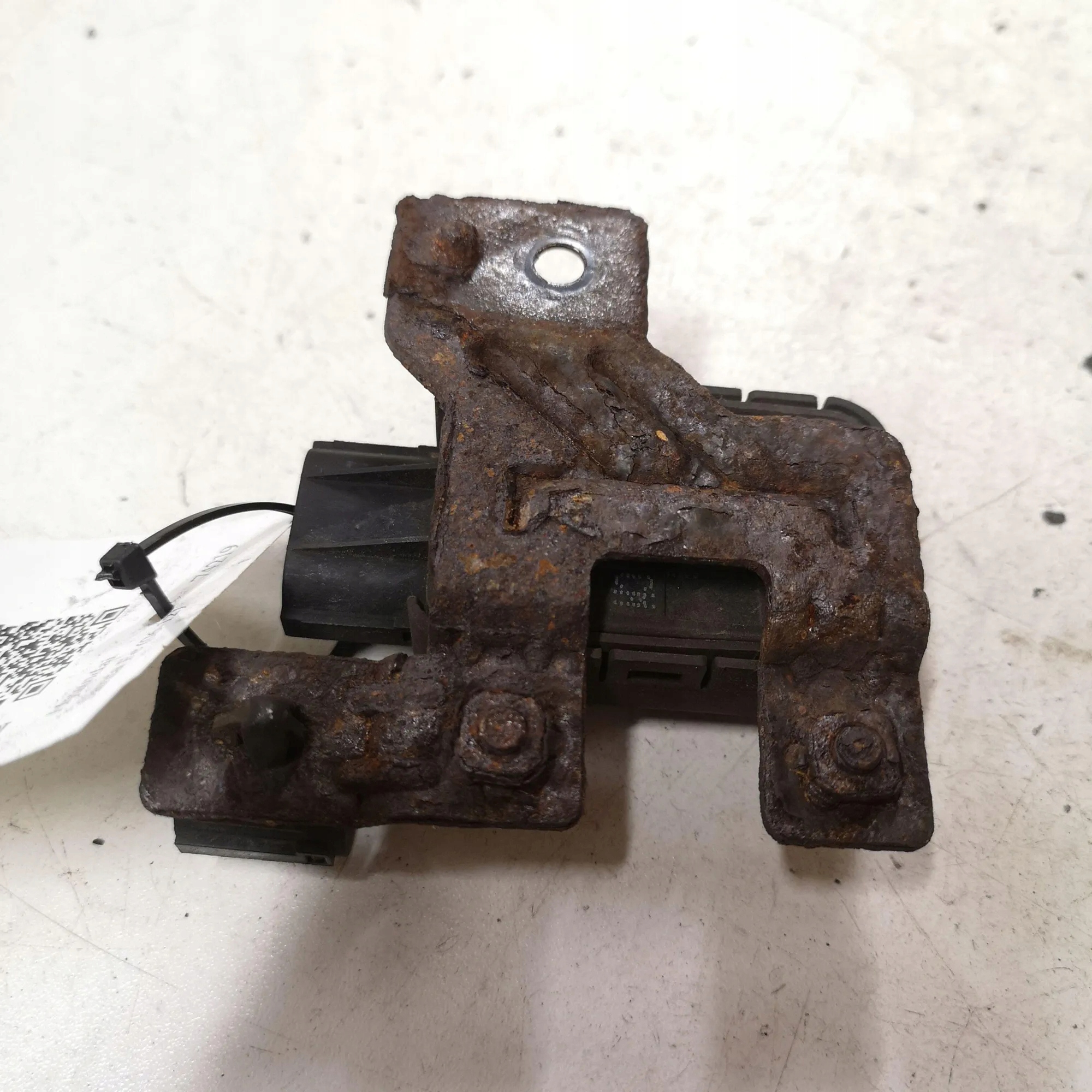 OEM 97280XXXXX Coolant Temp Sensor - Used image 3