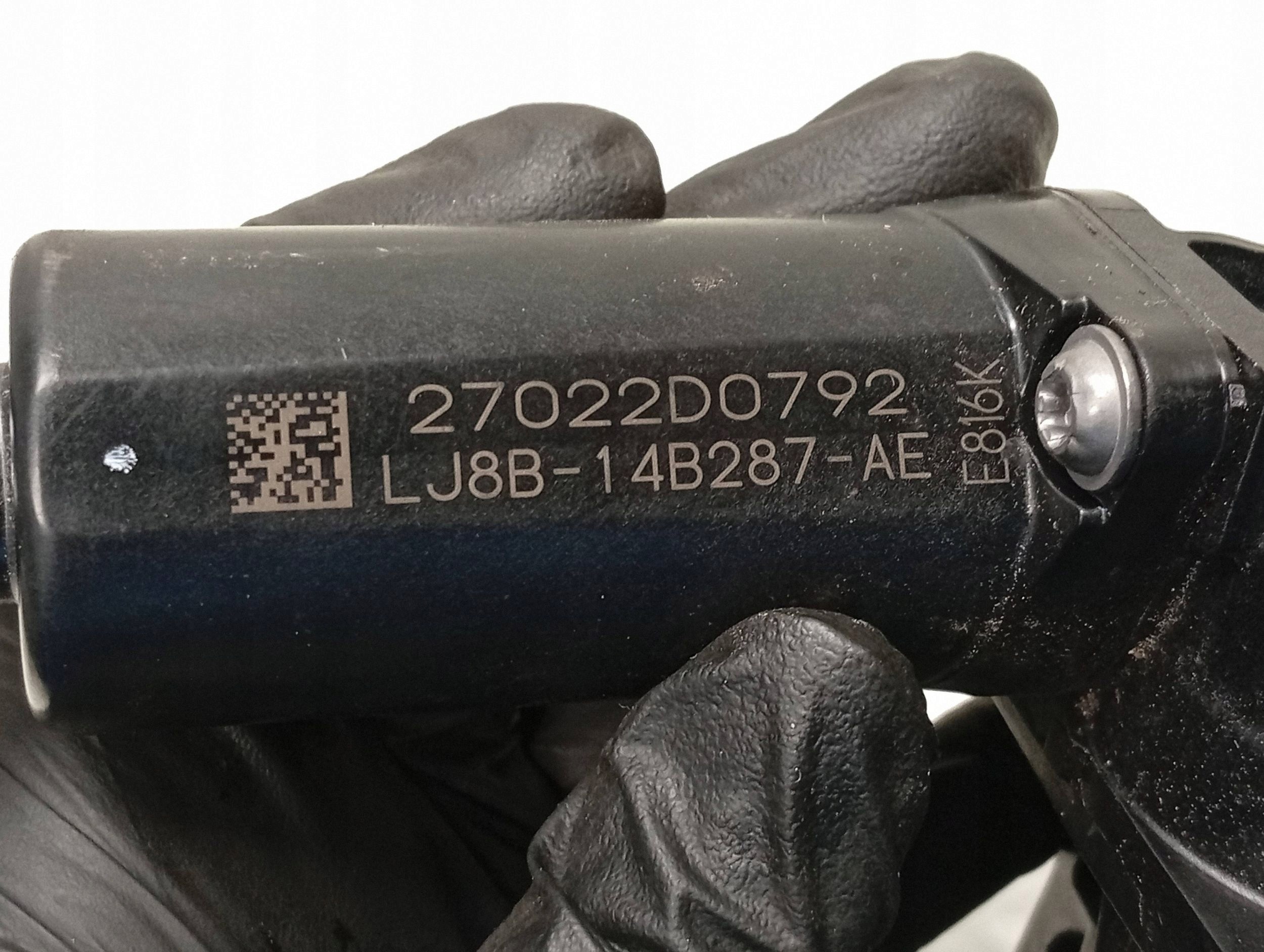 Ford Mustang Mach-E 2024 Arrêt de porte OEM LJ8B14B287AE image 7